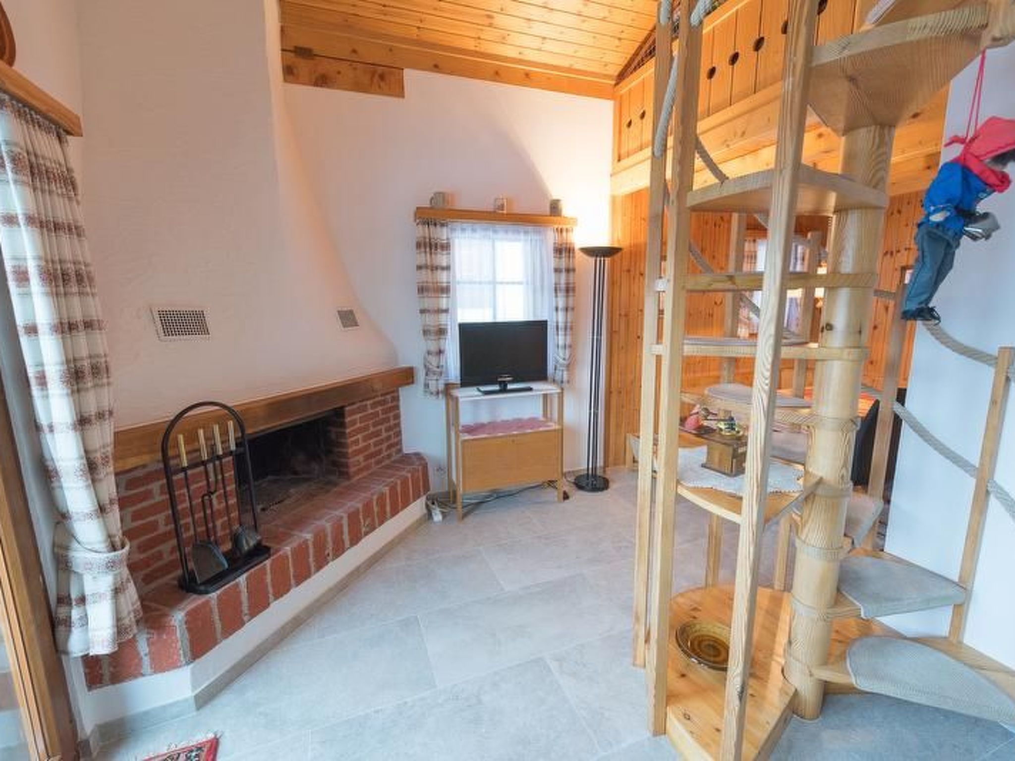 Appartement Casa Panorama Kuhn, Brigels, (Breil/Brigels), 65060B – Séjour, photo 11 sur 18