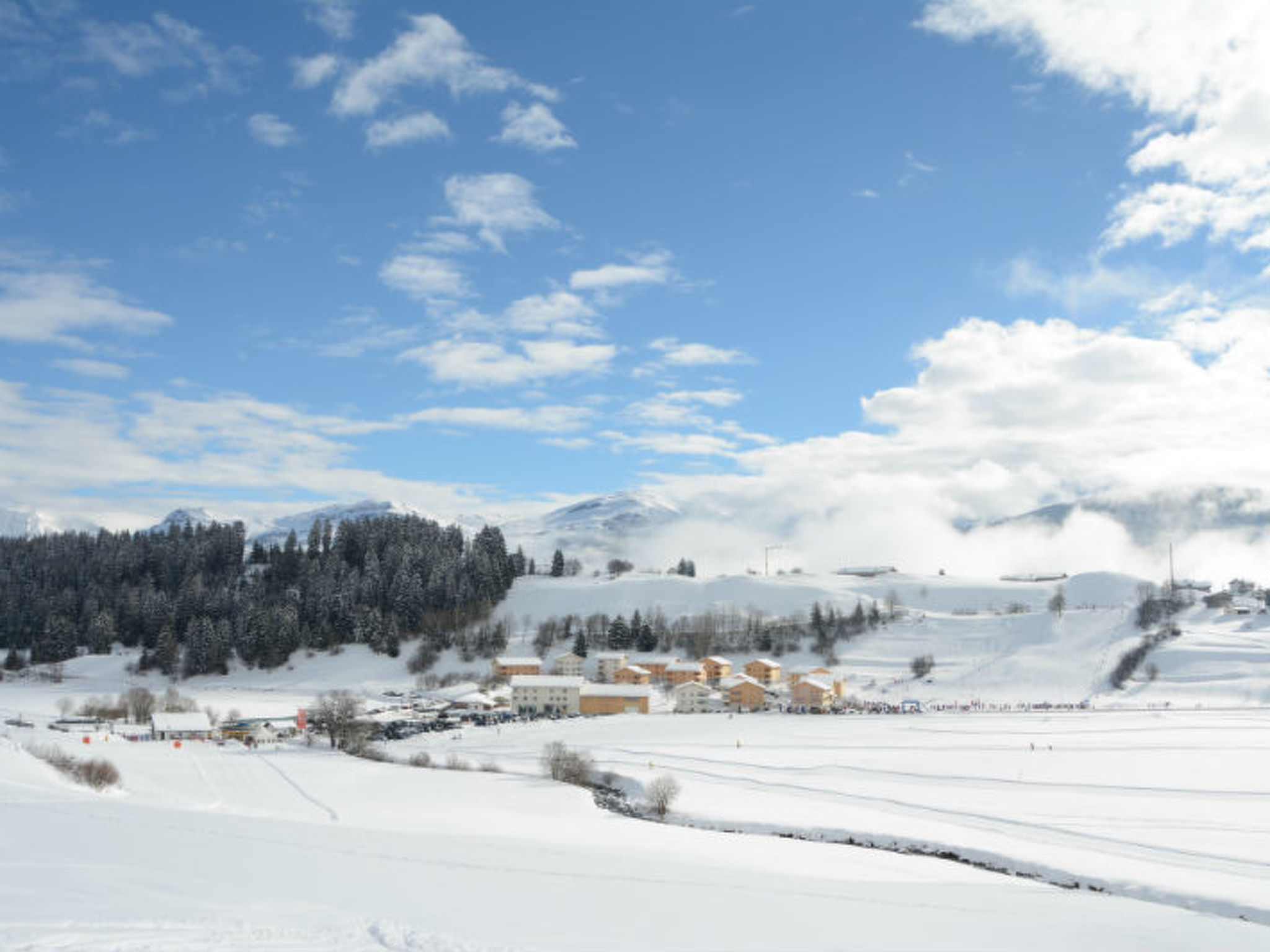 Pradas Resort Brigels, (Breil/Brigels). - Buiten