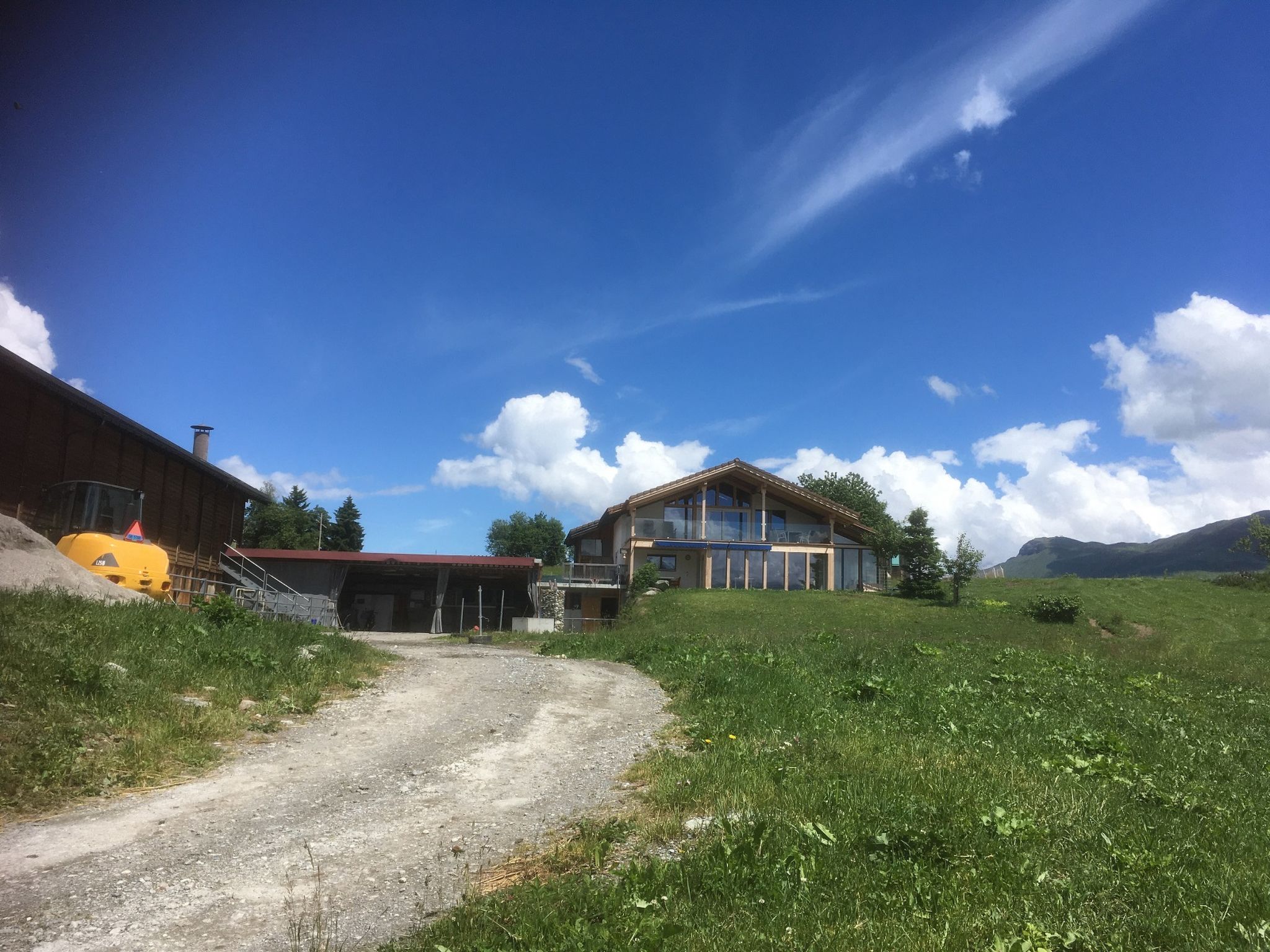 Bauernhof Cathomas, Brigels, (Breil/Brigels).