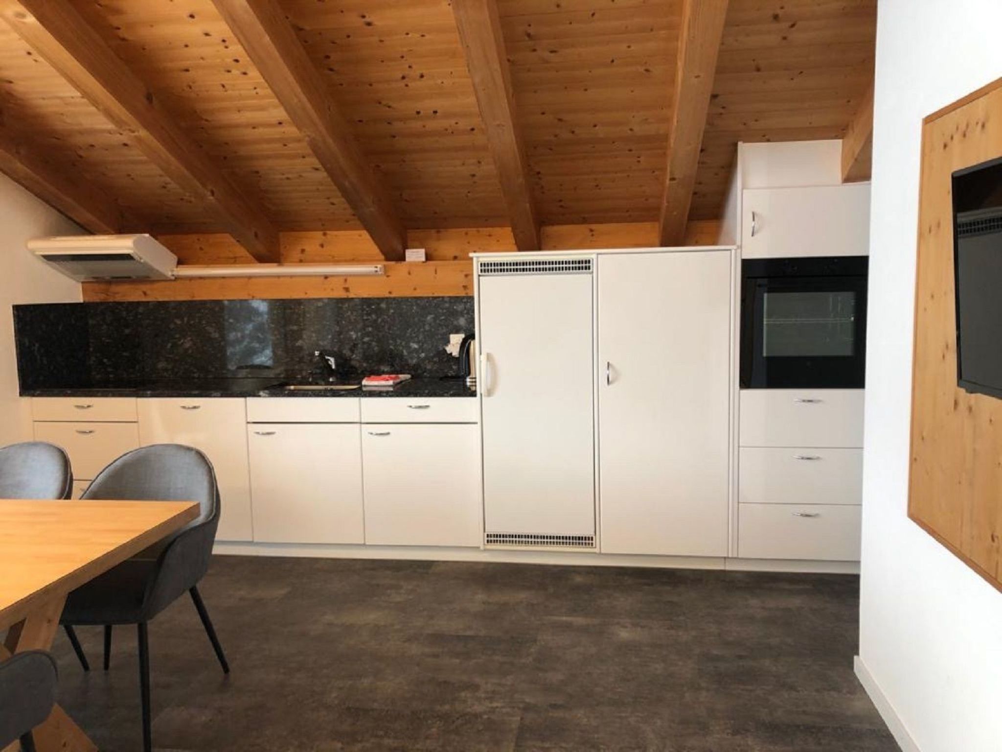 Appartement Bauernhof Cathomas, Brigels, (Breil/Brigels), 65008B – Cuisine et coin repas, photo 17 sur 21