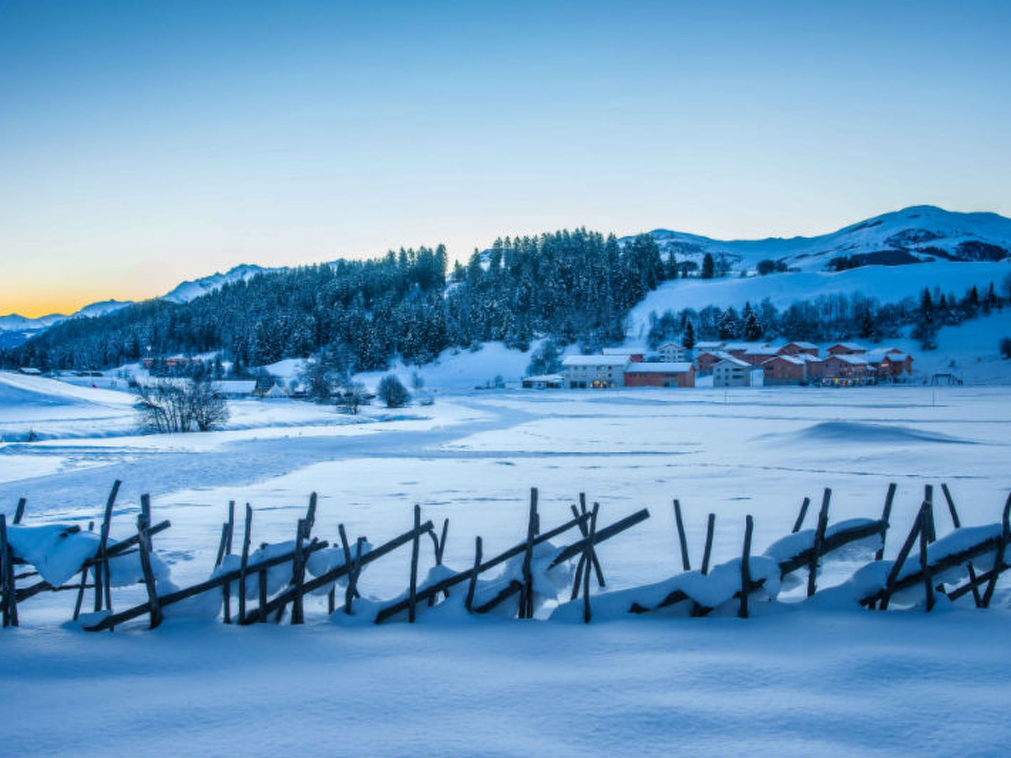 Pradas Resort Brigels, (Breil/Brigels). - Buiten