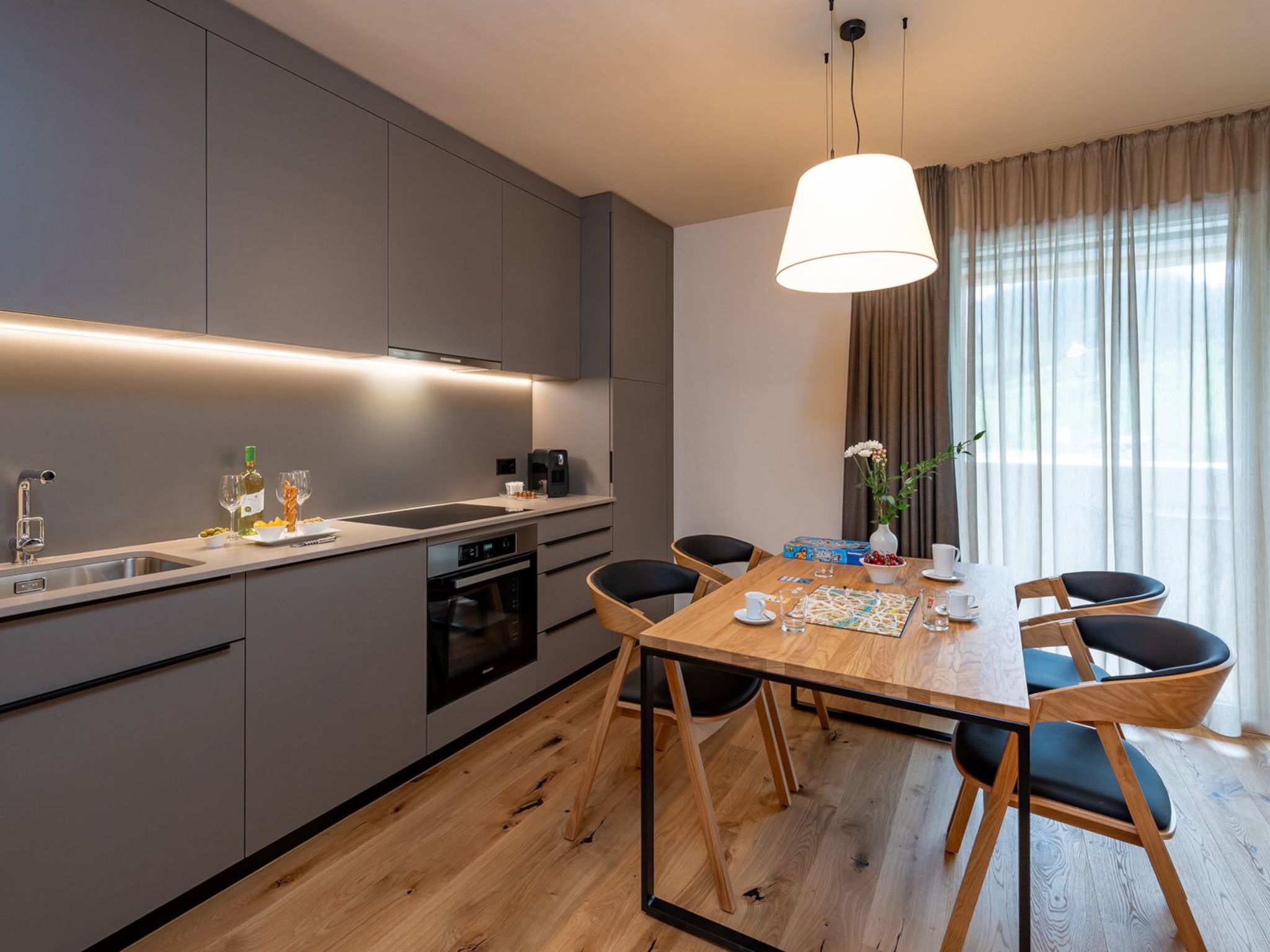Appartement Pradas Resort Brigels, (Breil/Brigels), 65055B – Cuisine et coin repas, photo 13 sur 49