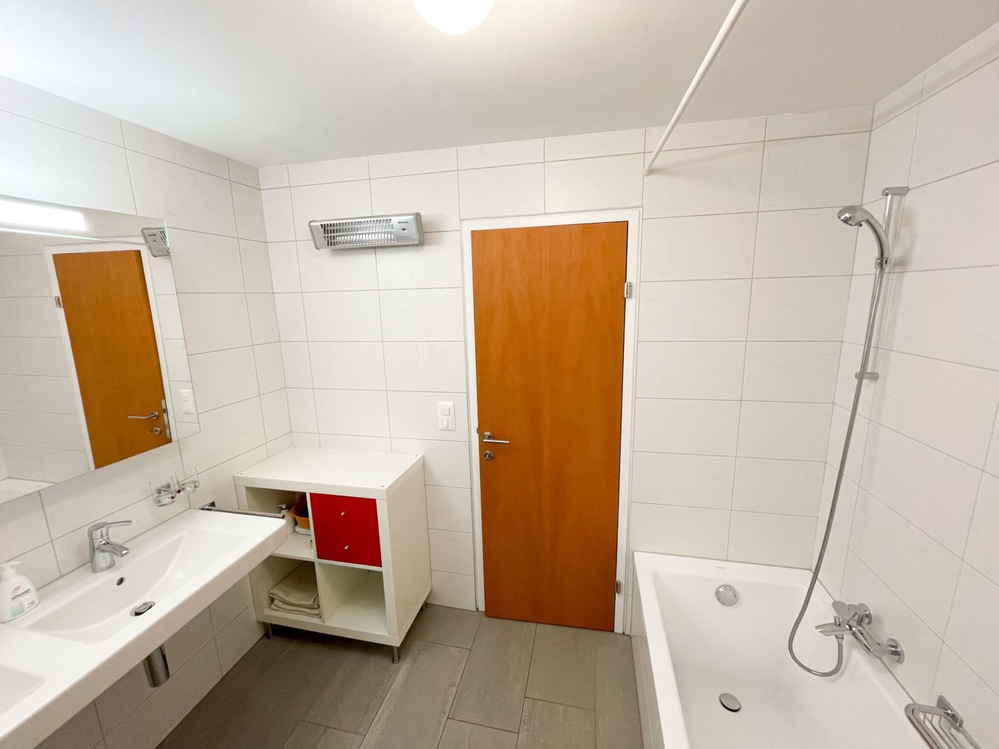 Appartement Casa Carola, Brigels, (Breil/Brigels), 65084B – Salle de bains, photo 2 sur 22
