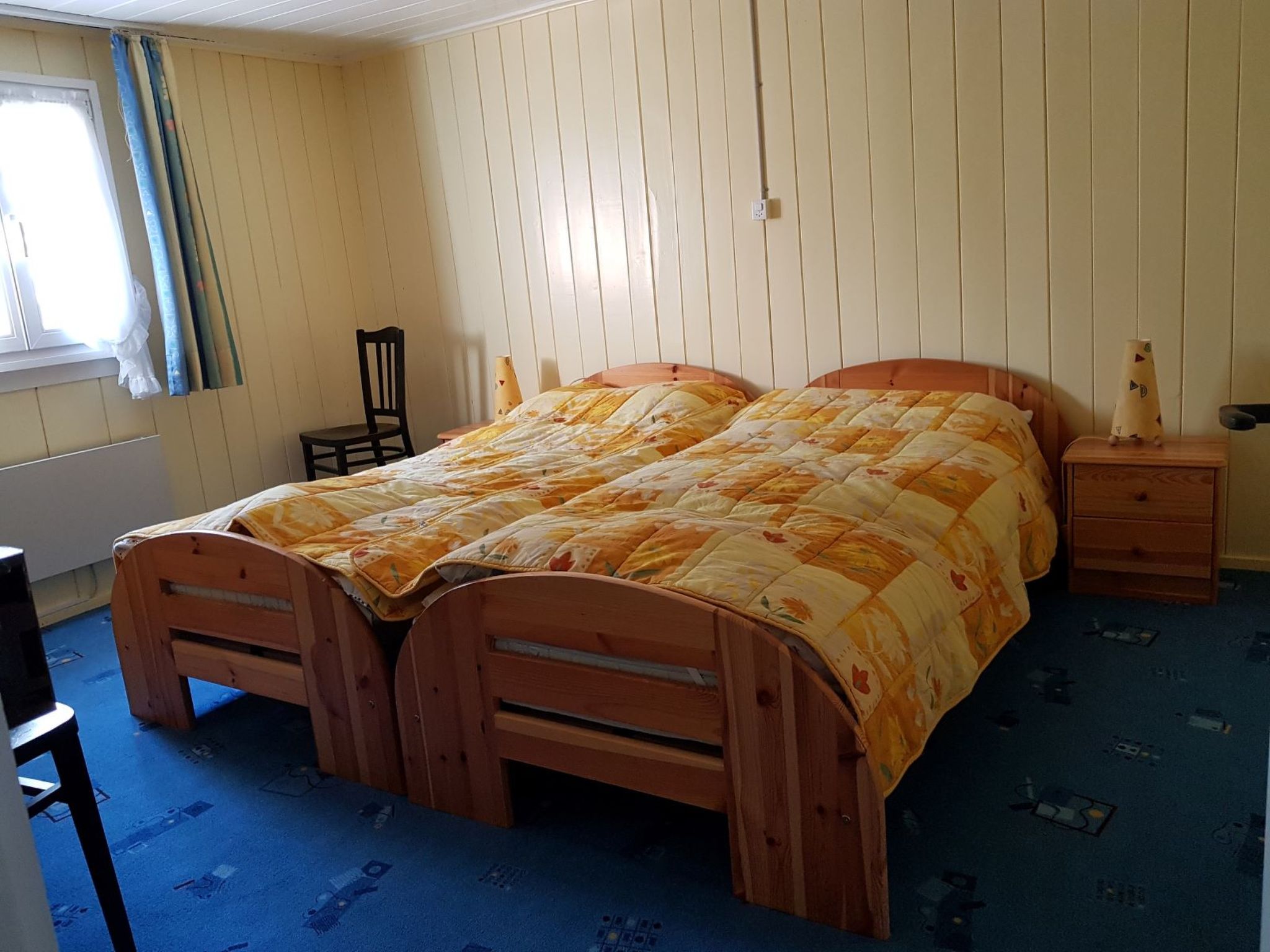 Crestas Calzaferri, Brigels, (Breil/Brigels). - Drinnen