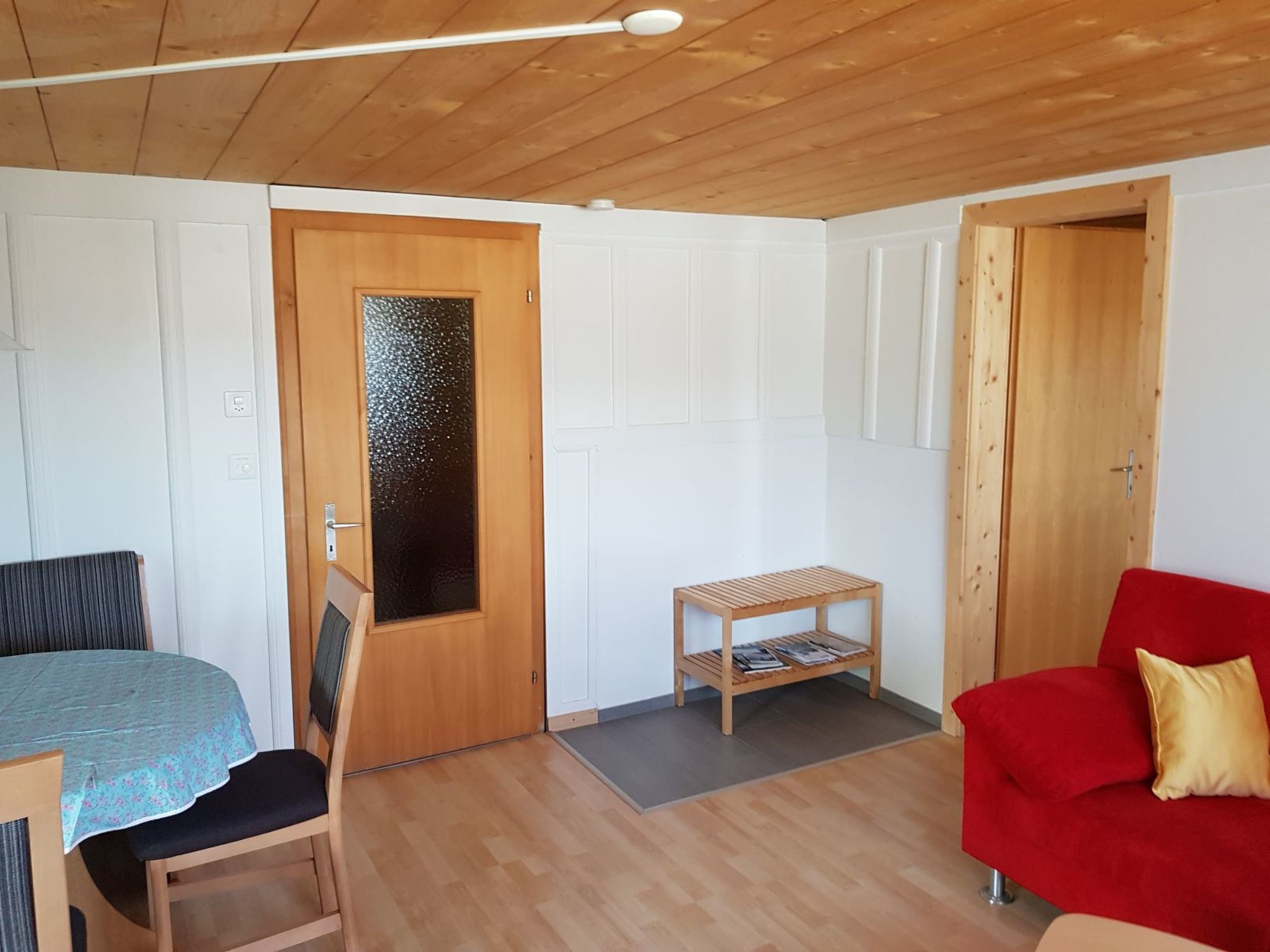 Crestas Calzaferri, Brigels, (Breil/Brigels). - Drinnen