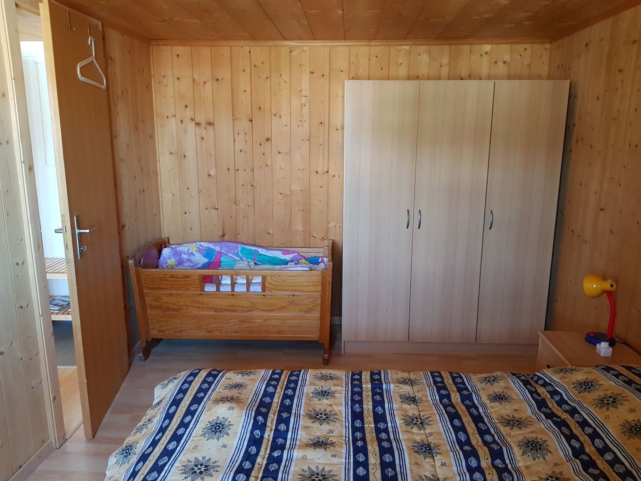 Crestas Calzaferri, Brigels, (Breil/Brigels). - Drinnen