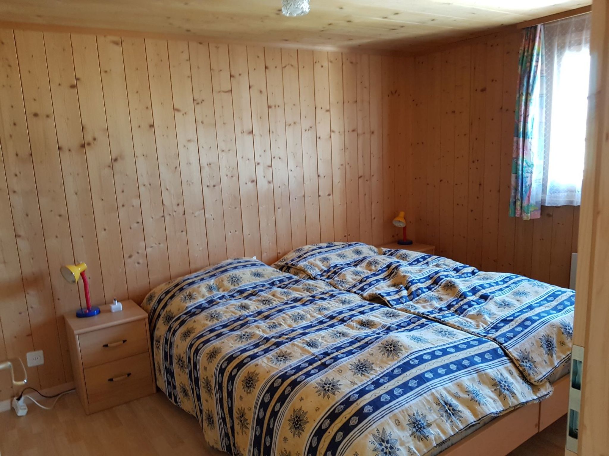 Crestas Calzaferri, Brigels, (Breil/Brigels). - Drinnen