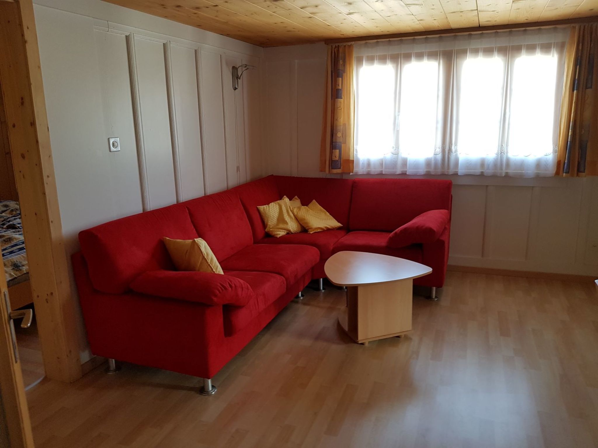 Crestas Calzaferri, Brigels, (Breil/Brigels). - Drinnen