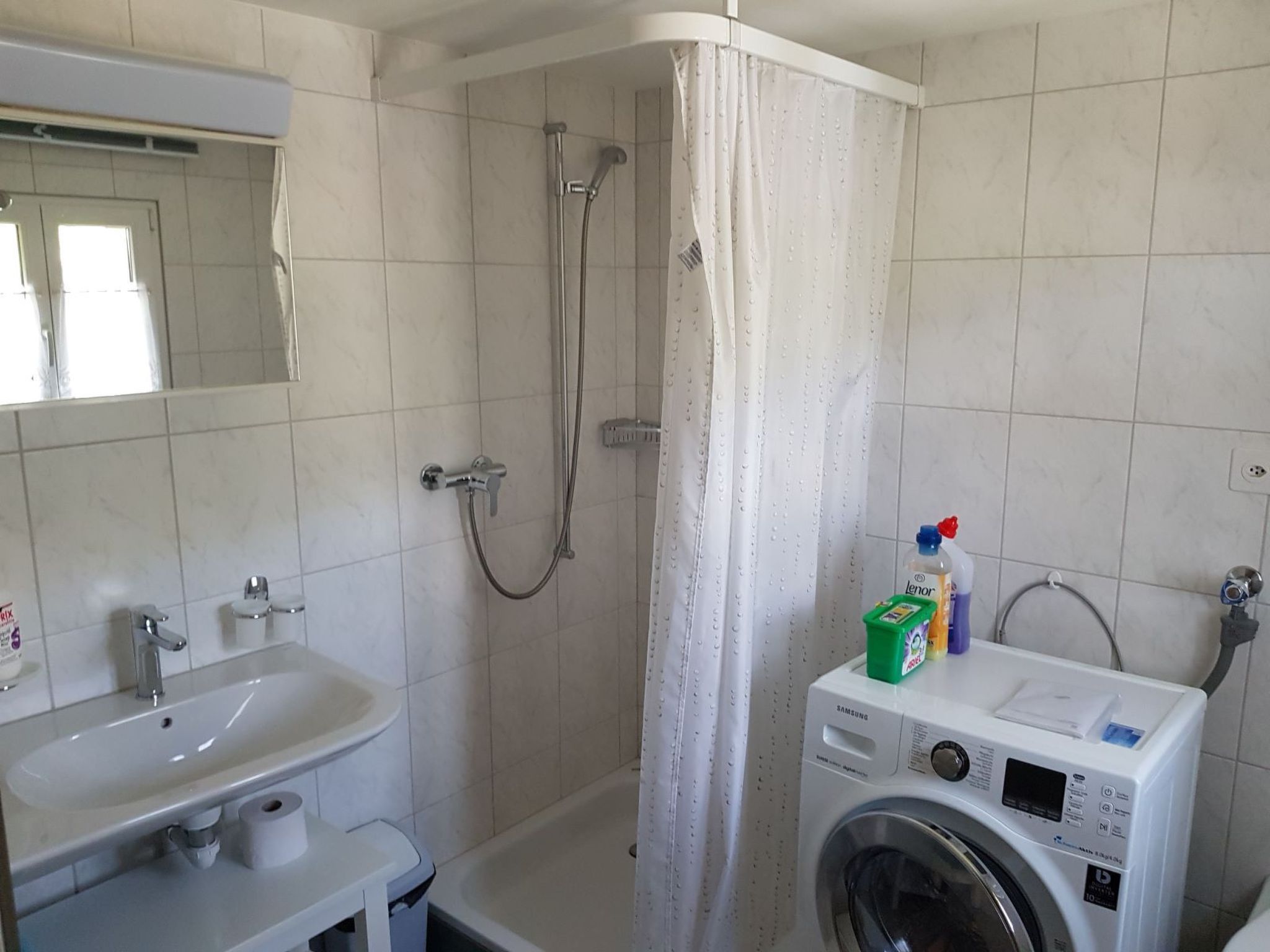 Appartement Casa Crestas WG2, Brigels, (Breil/Brigels), 65027B – Salle de bains, photo 12 sur 33