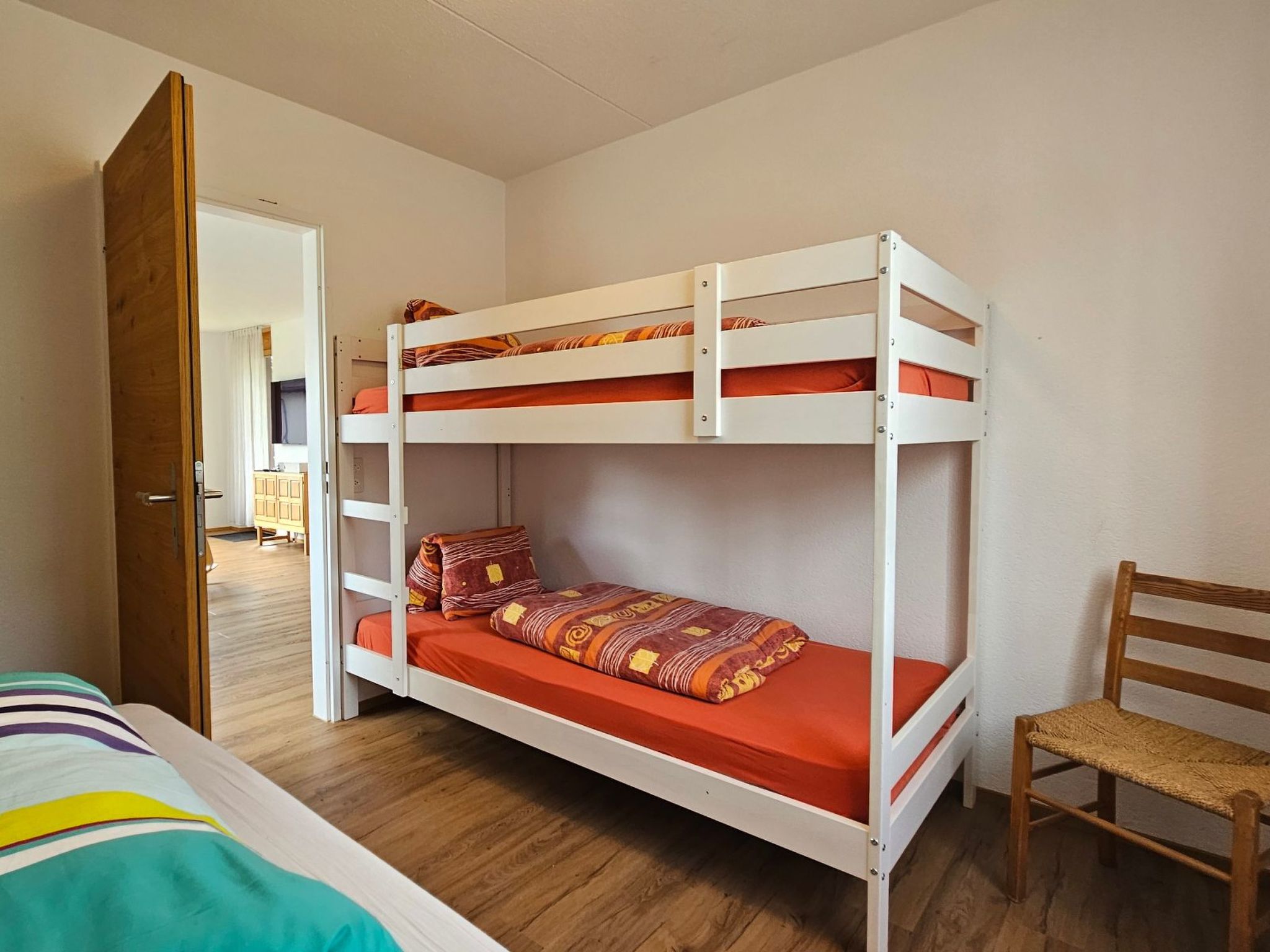 Appartement Anita 1 Defuns, Brigels, (Breil/Brigels), 65005B – Chambre, photo 8 sur 23