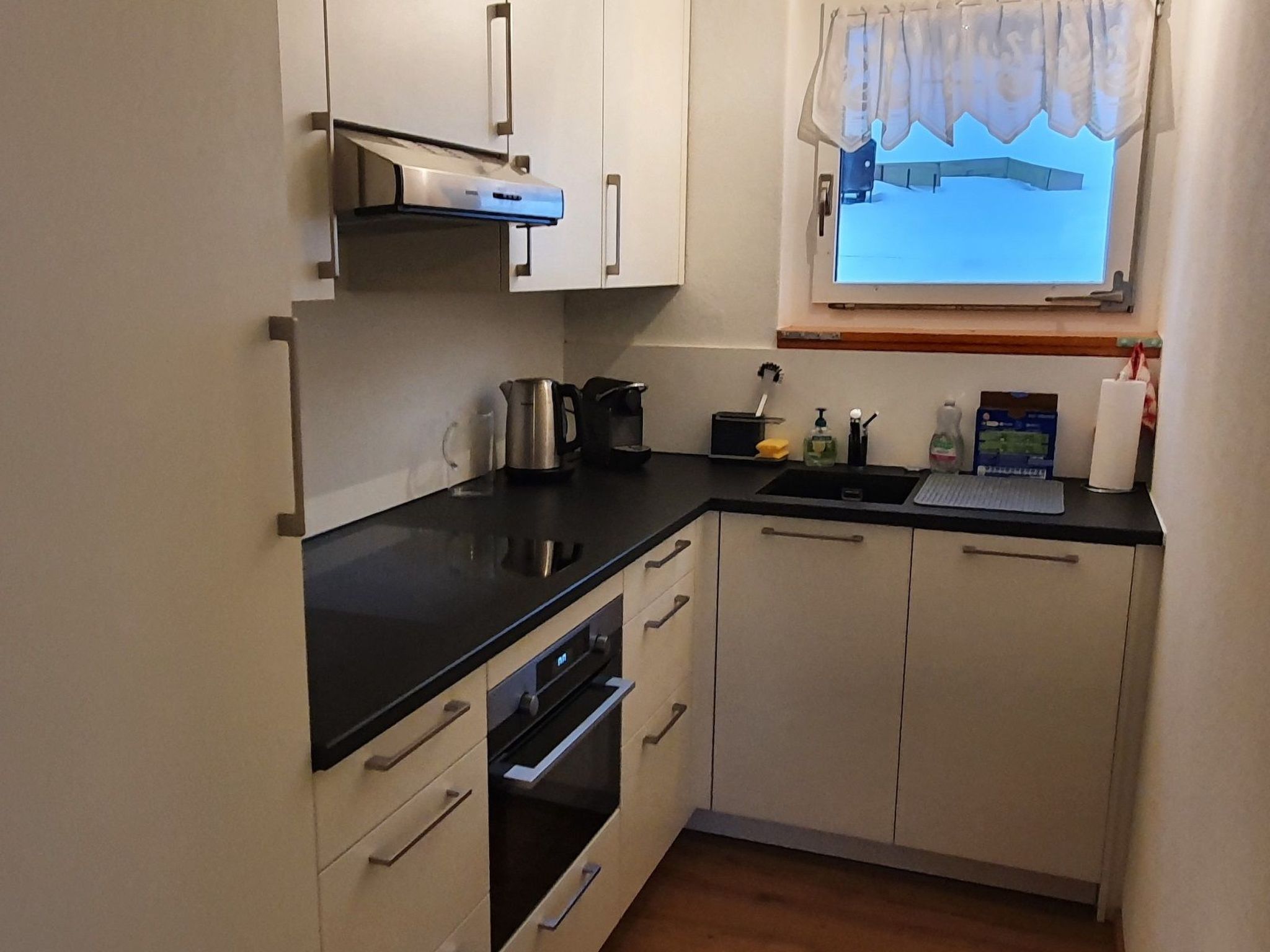 Appartement Anita 1 Defuns, Brigels, (Breil/Brigels), 65005B – Cuisine et coin repas, photo 4 sur 23