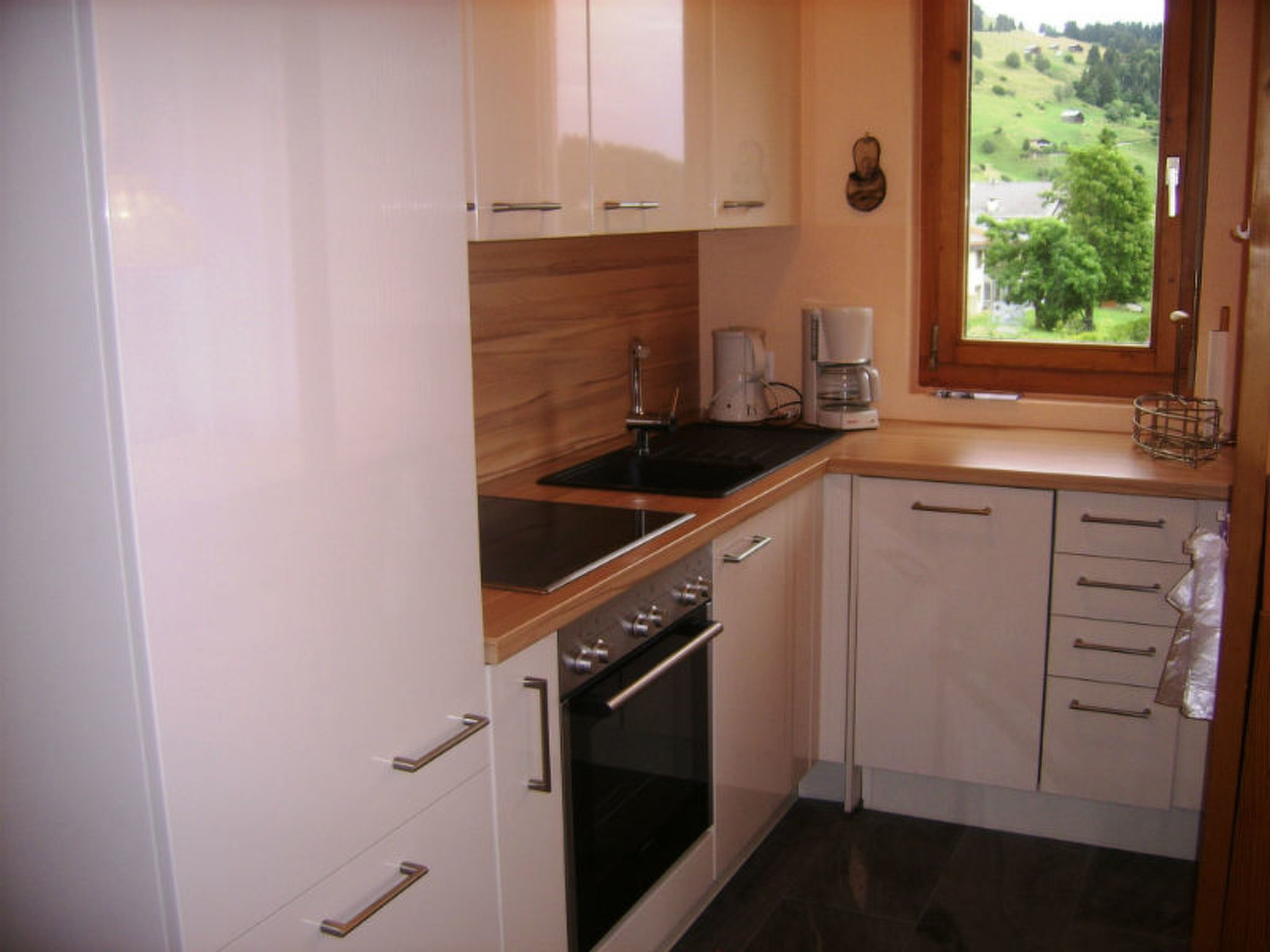 Gabriela 25 Defuns, Brigels, (Breil/Brigels). - Binnen