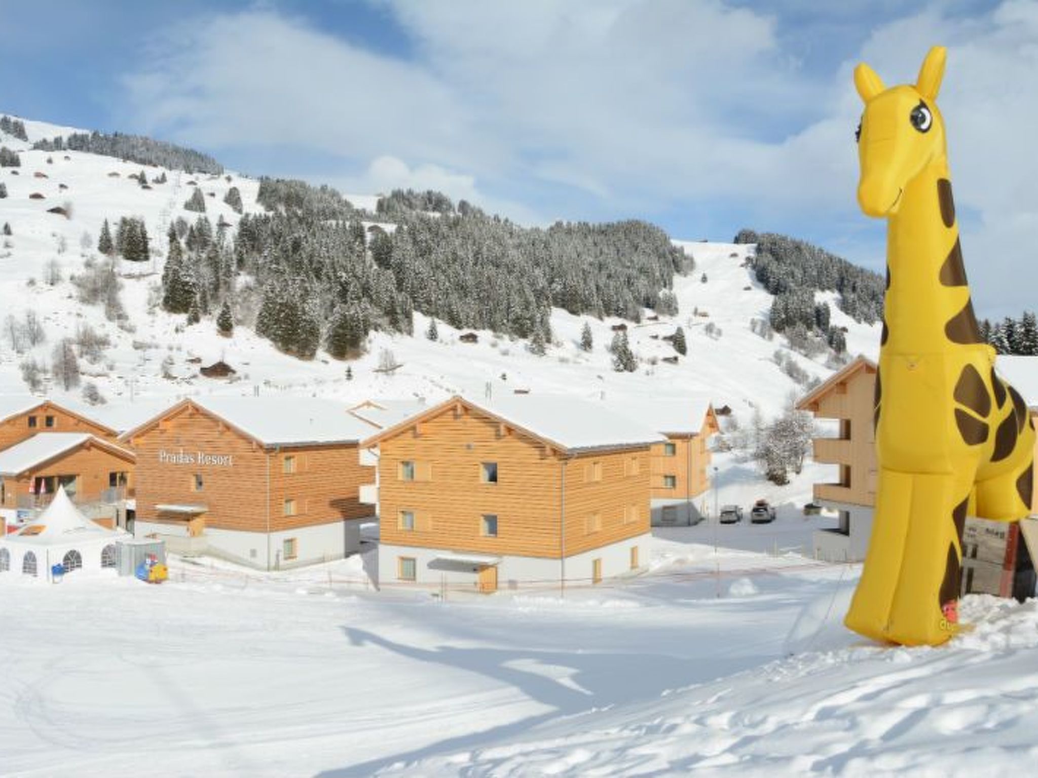 Pradas Resort Brigels, (Breil/Brigels), 65055B