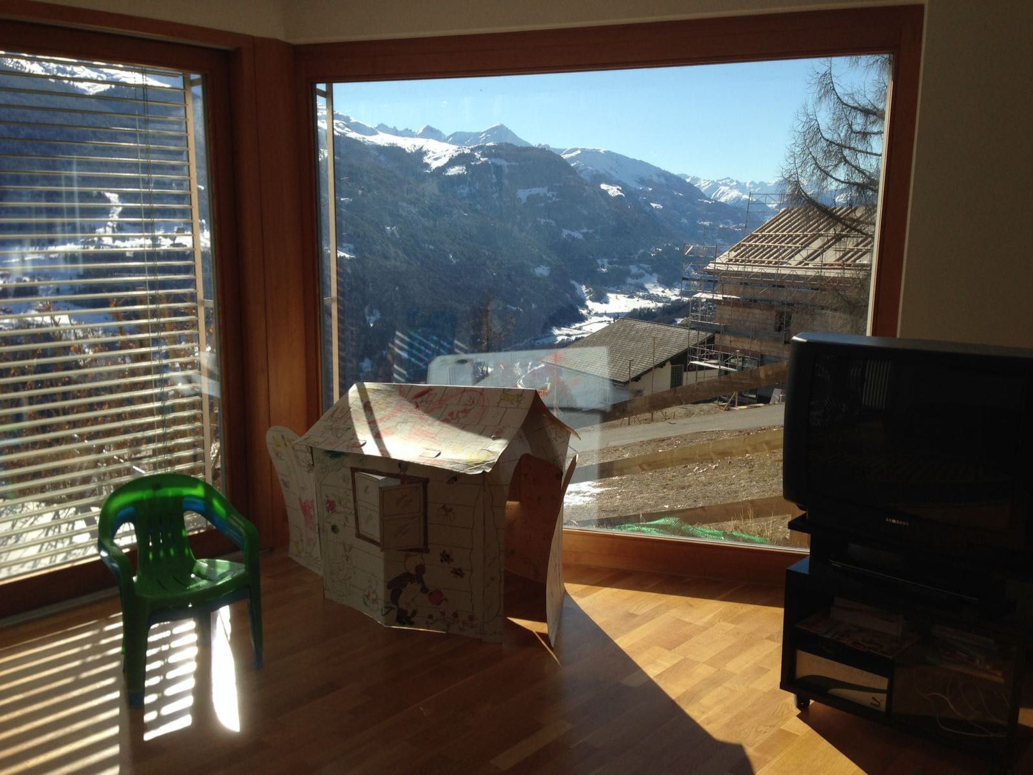 Appartement Bialavesta Siev, Brigels, (Breil/Brigels), 65080B – Séjour, photo 13 sur 24