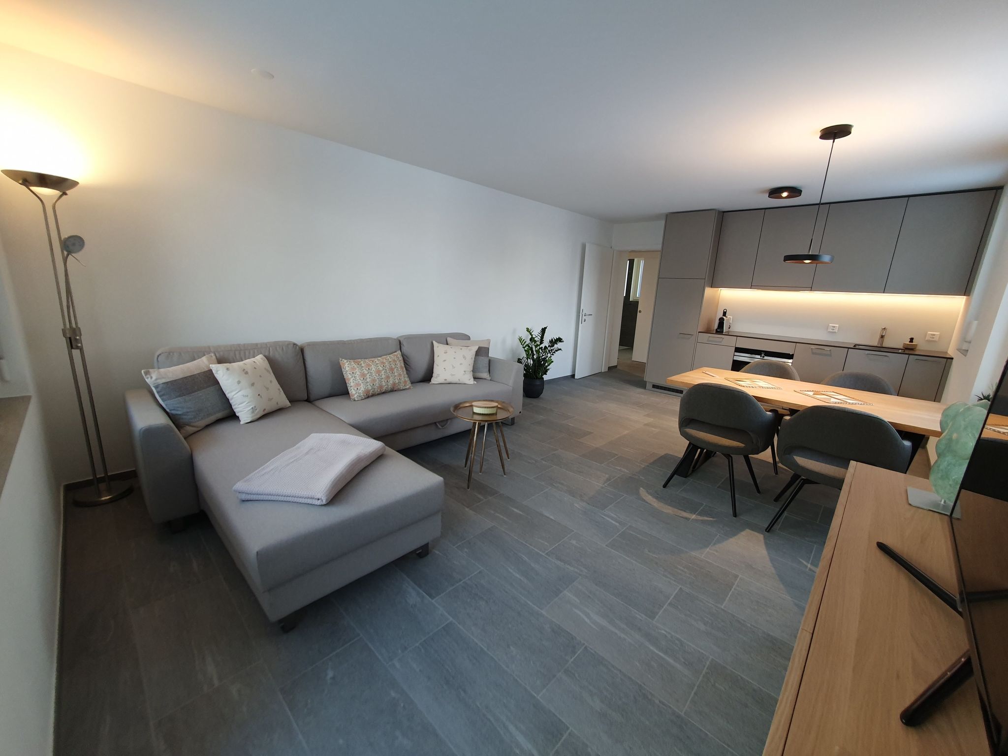 Appartement Gabriela 21 Defuns, Brigels, (Breil/Brigels), 65032B – Séjour, photo 11 sur 21