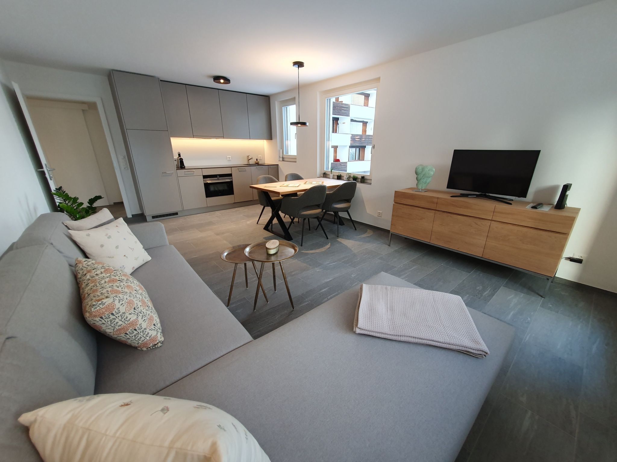 Appartement Gabriela 21 Defuns, Brigels, (Breil/Brigels), 65032B – Cuisine et coin repas, photo 17 sur 21