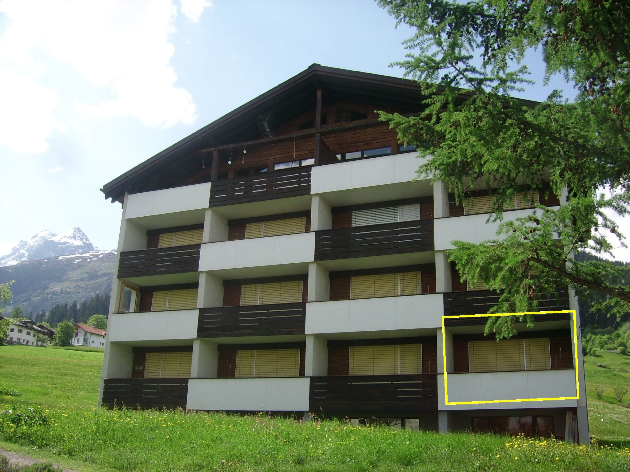 Gabriela 21 Defuns, Brigels, (Breil/Brigels).