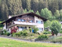 Casa Acla Caduff: Appartement in Disentis met tuin en bergzicht - thumbnail 1