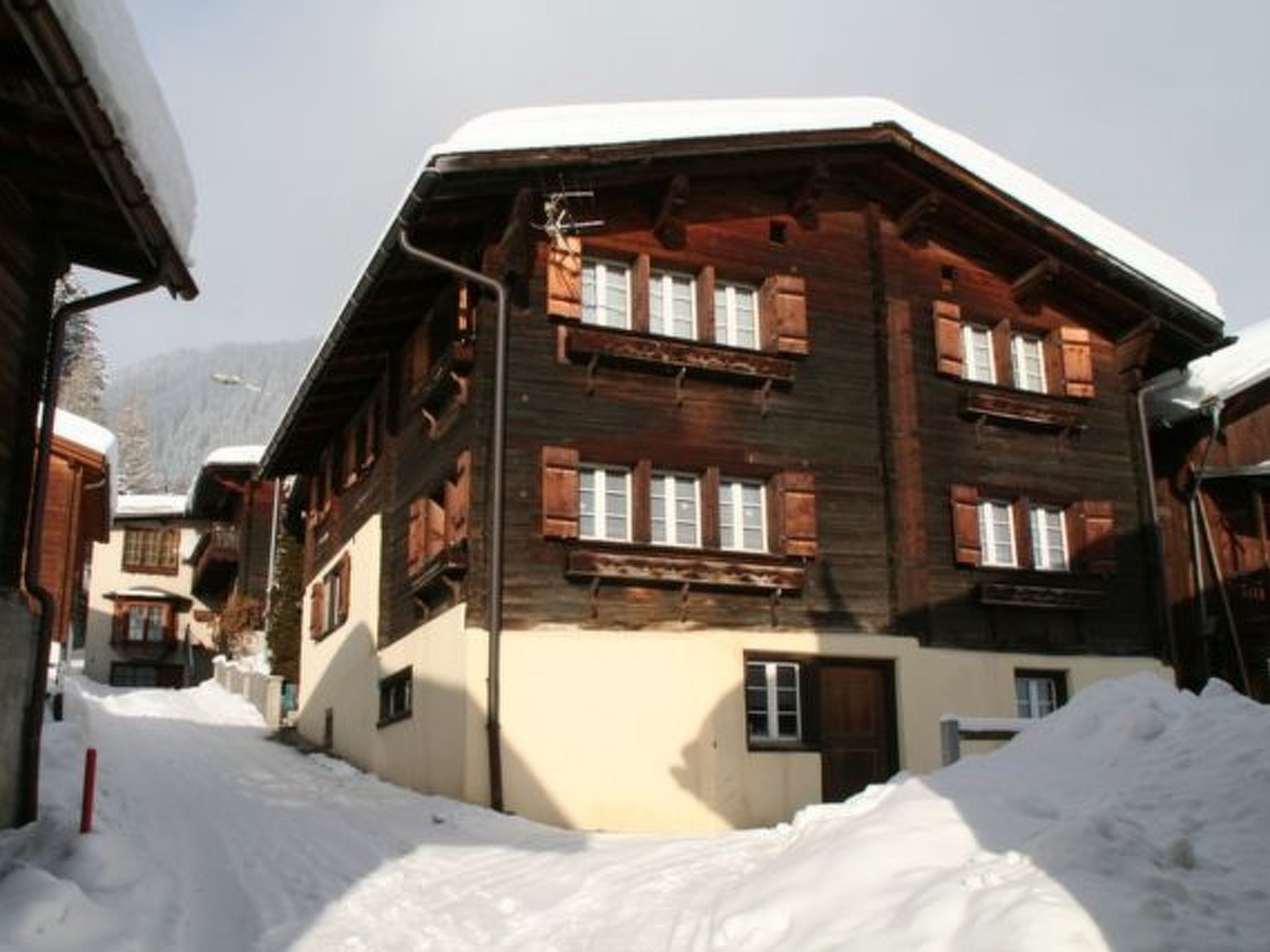 Appartement Casa Zuela, (Segnas/Disentis), 1033 – Extérieur de la maison, photo 11 sur 18