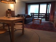 Compact bergappartement aan skipiste en meer in Disentis - thumbnail 1