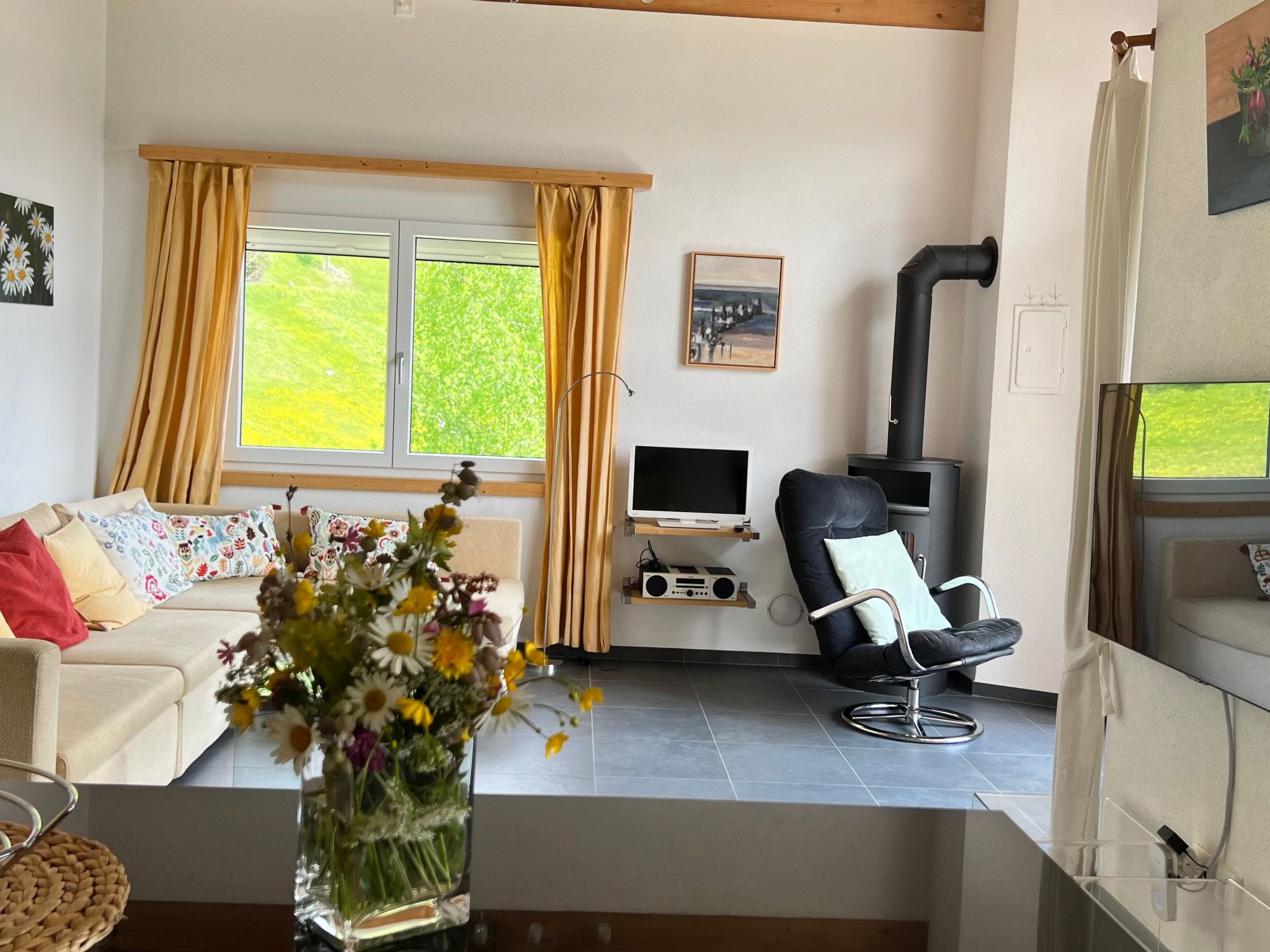 Appartement Casa Diala Panorama, (Segnas/Disentis), 1106 – Séjour, photo 11 sur 21