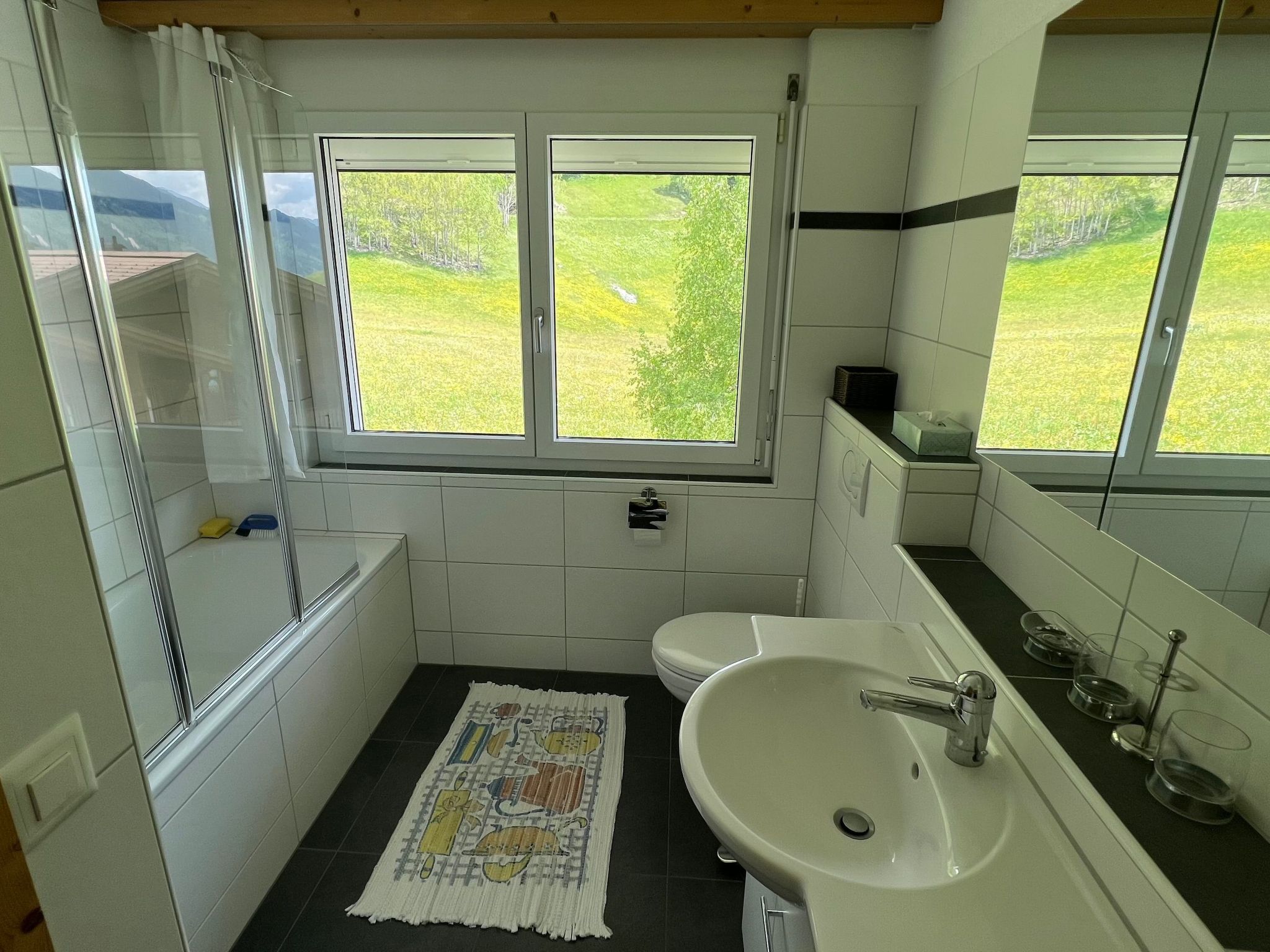 Appartement Casa Diala Panorama, (Segnas/Disentis), 1106 – Salle de bains, photo 19 sur 21