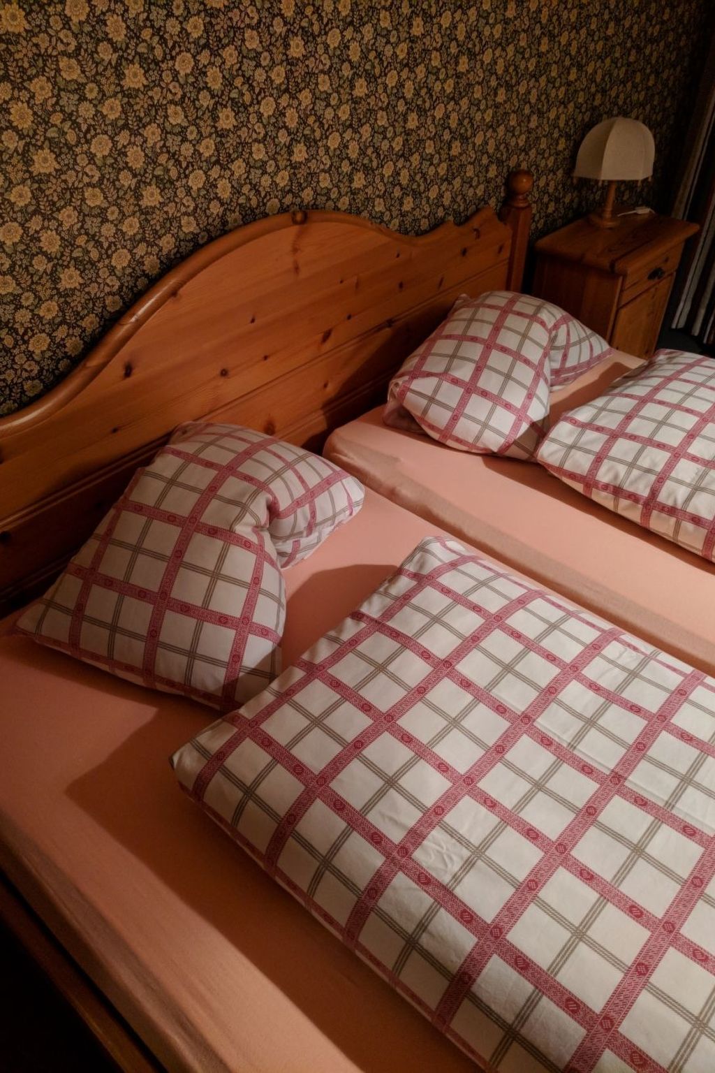 Disentiserhof Haus C 102, (Disentis/Mustér), 1038 — House (5 of 17)