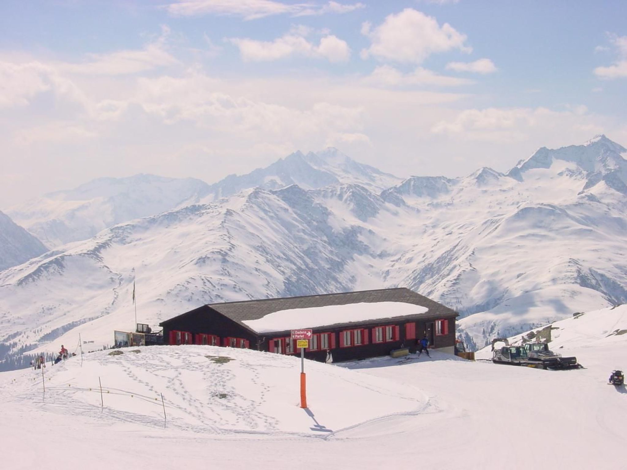 Gemütliche Ferienwohnung im Disentiserhof-Binnen