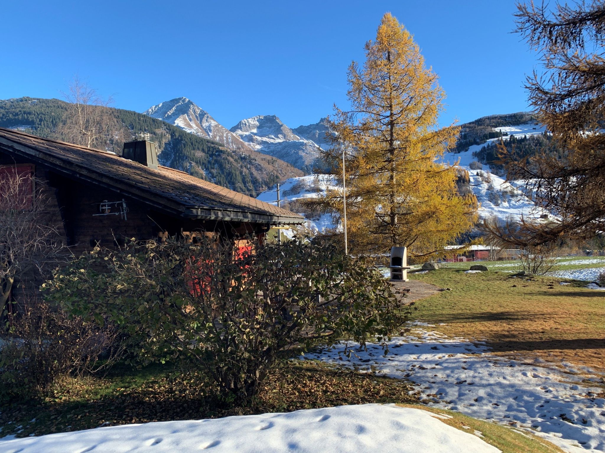 Appartement Via Vallars, (Segnas), – Extérieur, photo 6 sur 15