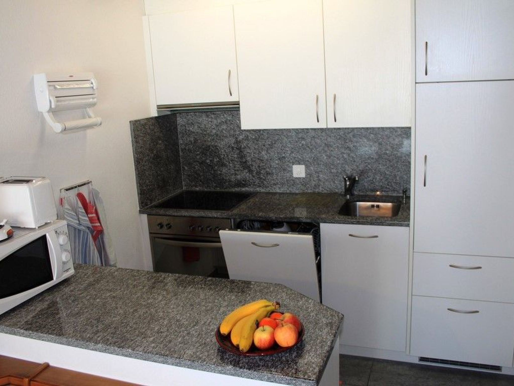Appartement Casa Acletta Sutter, (Disentis / Mustér), 1016 – Cuisine et coin repas, photo 19 sur 27