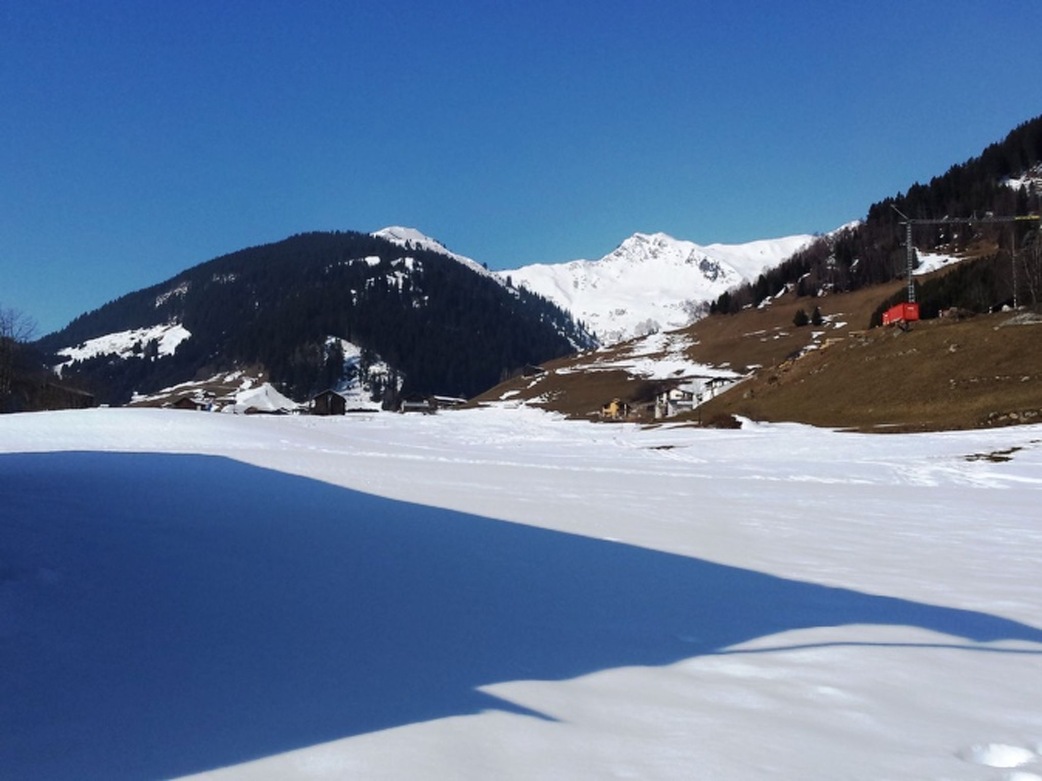 Casa Sax 5 Church, (Disentis/Mustér). - Draußen