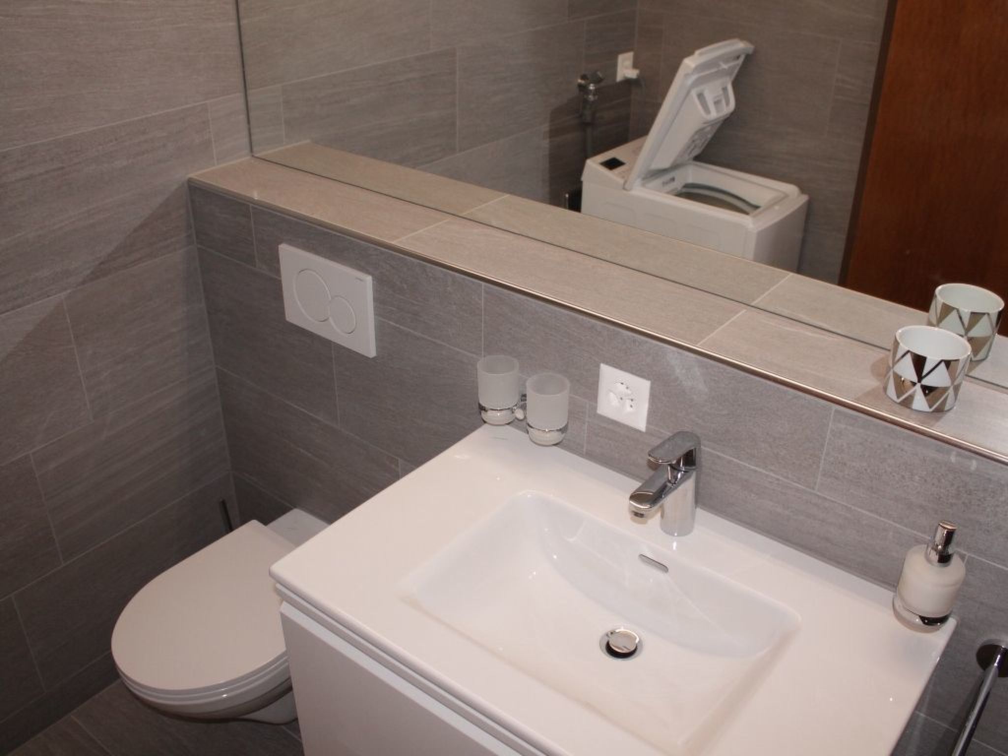 Appartement Disentiserhof Garvera, (Disentis/Mustér), 1032 – Salle de bains, photo 10 sur 14