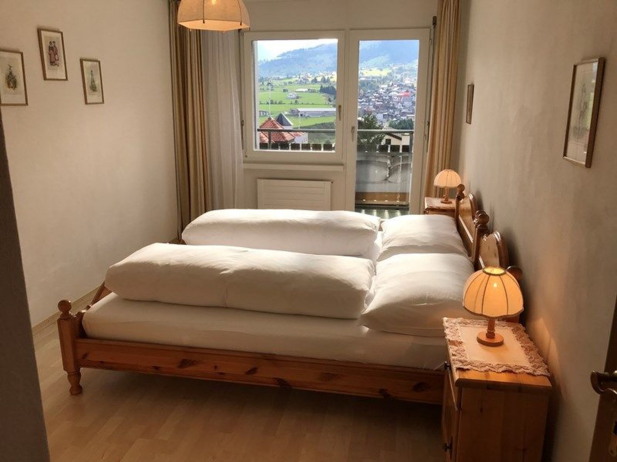 Appartement Disentiserhof Hönig, (Disentis/Mustér), 1048 – Chambre, photo 5 sur 12