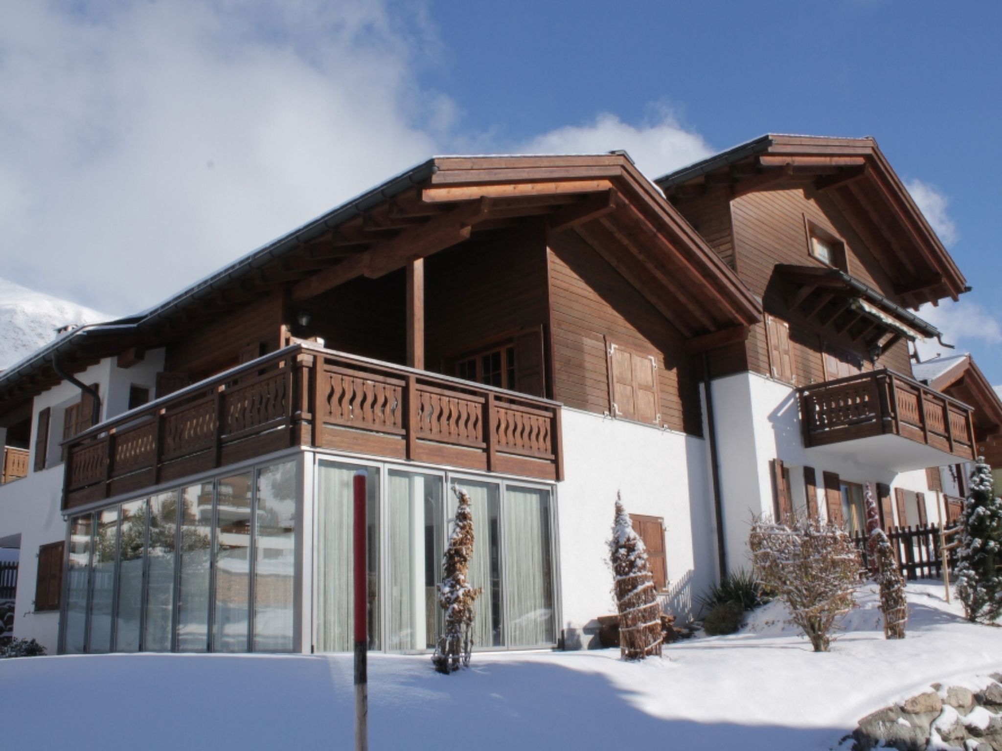 Casa Genziana Castelein, (Camischolas/Sedrun). - Draußen