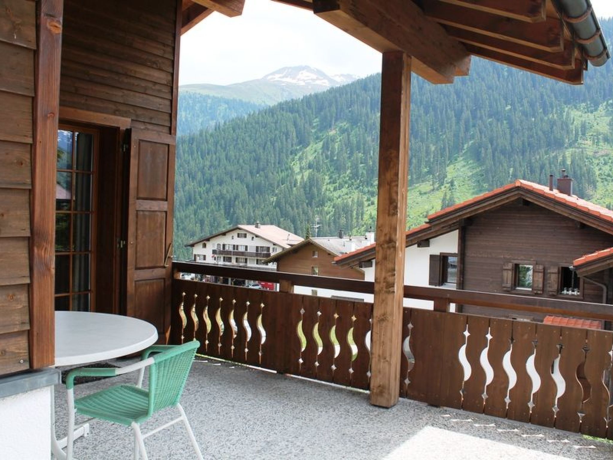 Appartement Casa Genziana Castelein, (Camischolas/Sedrun), 217.01 – Terrasse, photo 8 sur 12