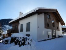 Knus appartement in Camischolas met terras en bergzicht, dichtbij Sedrun - thumbnail 2