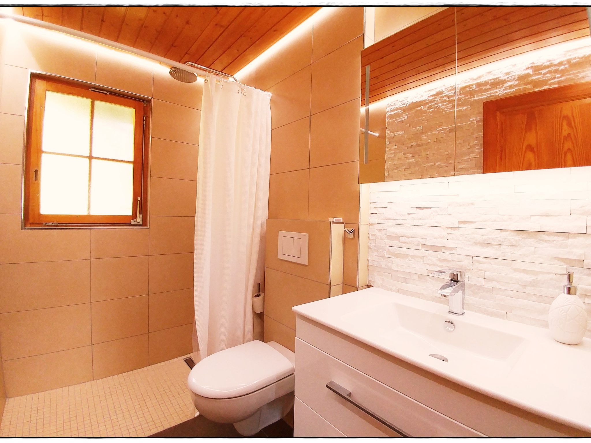 Chalet Dargun Bünter, (Camischolas/Sedrun), 221./222./224./.01+.02+.03 - Binnen