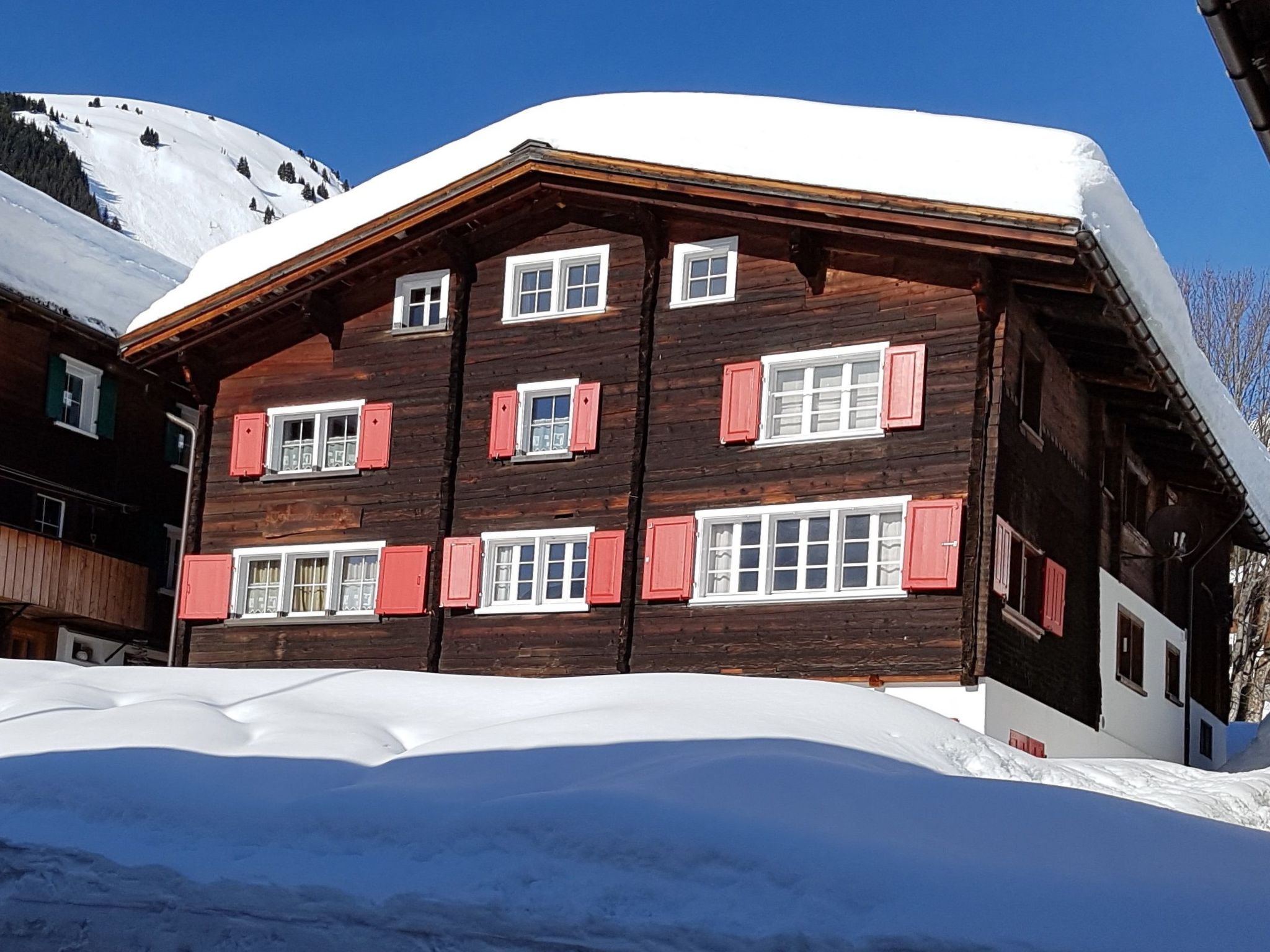 Tgèsa Turmalin Utzinger, (Camischolas/Sedrun), 210.01