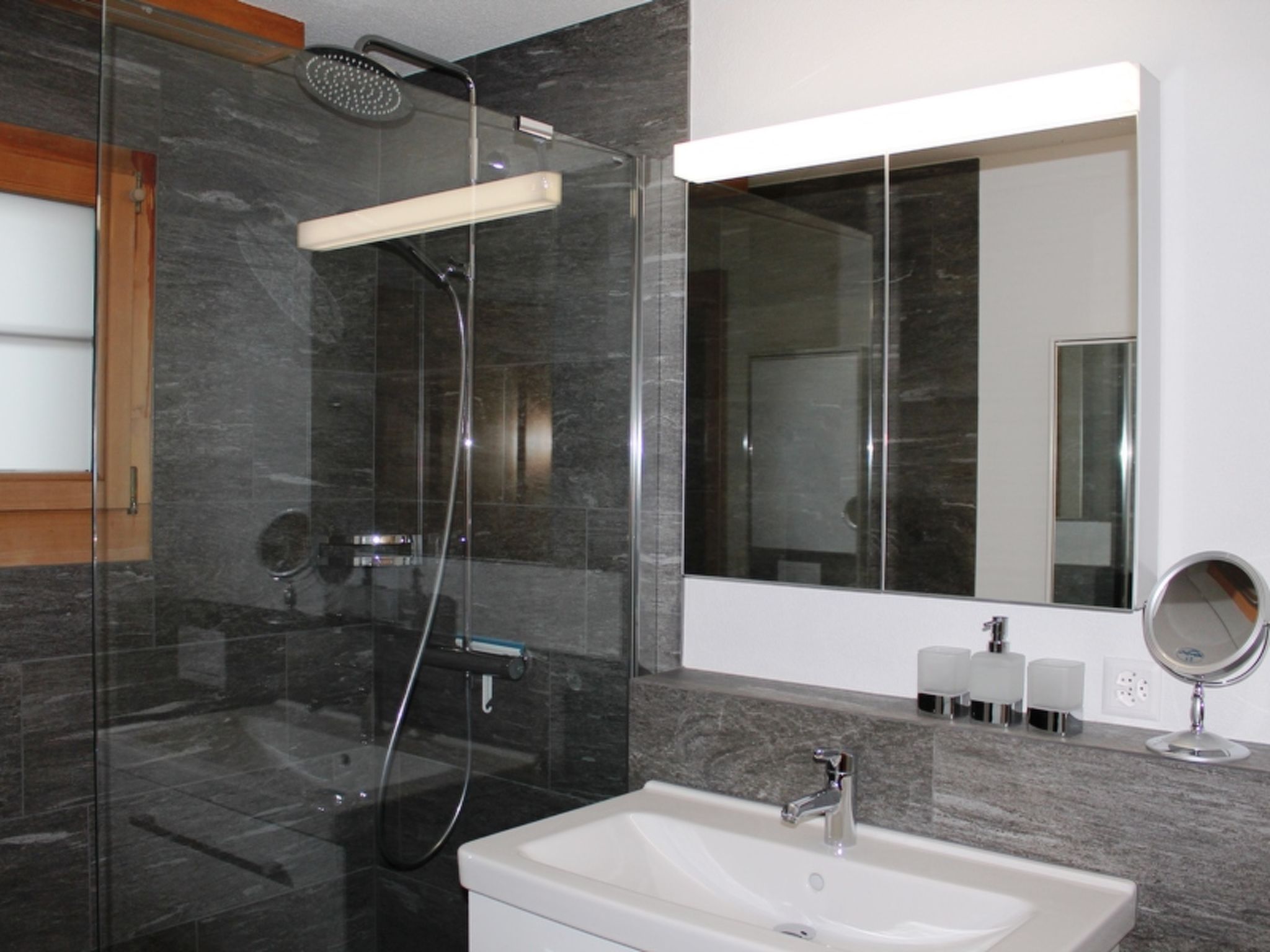 Casa Mulinera 2 Derycke, (Camischolas/Sedrun). - Dedans