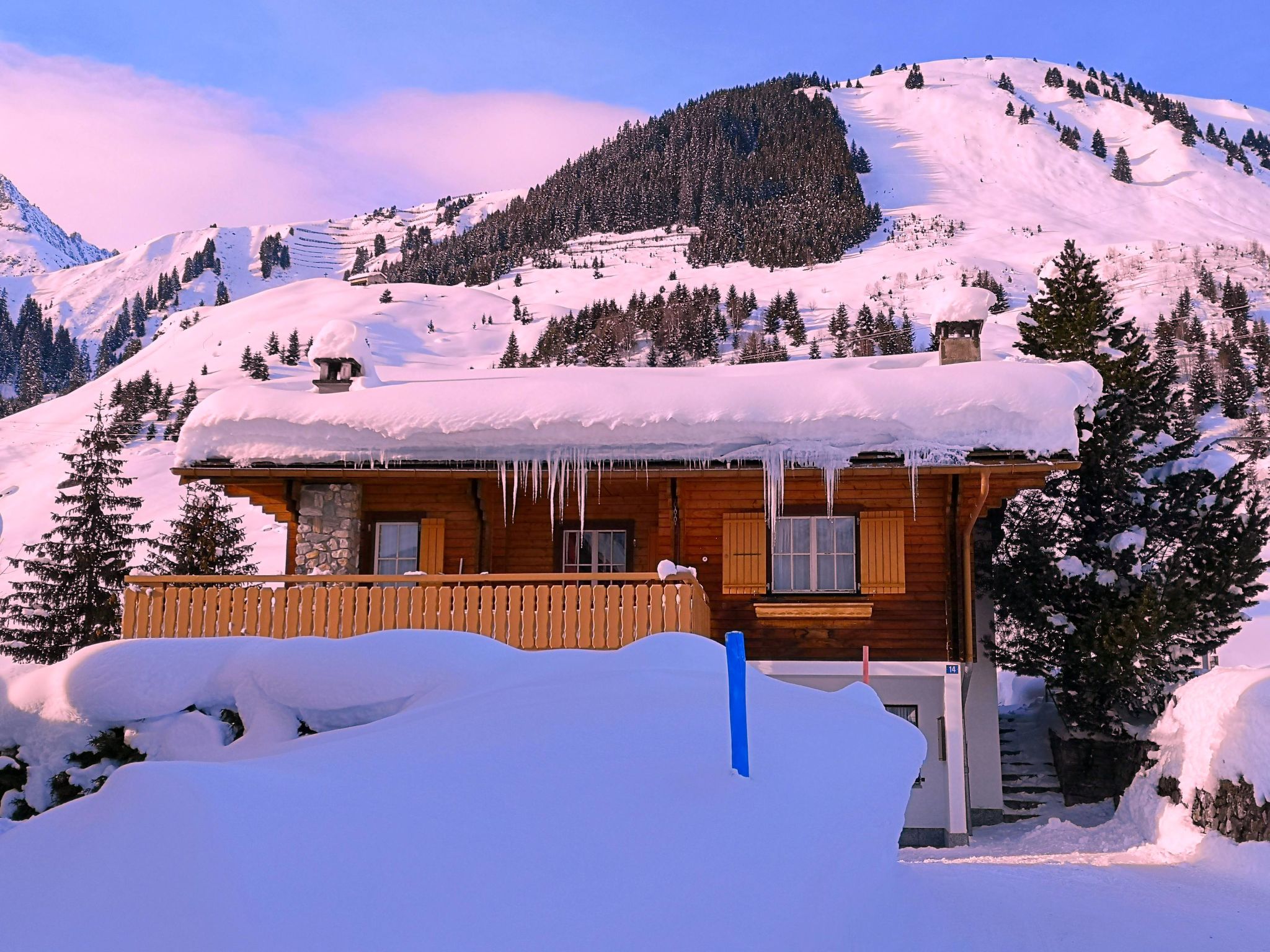 Chalet Dargun Bünter, (Camischolas/Sedrun). - Buiten