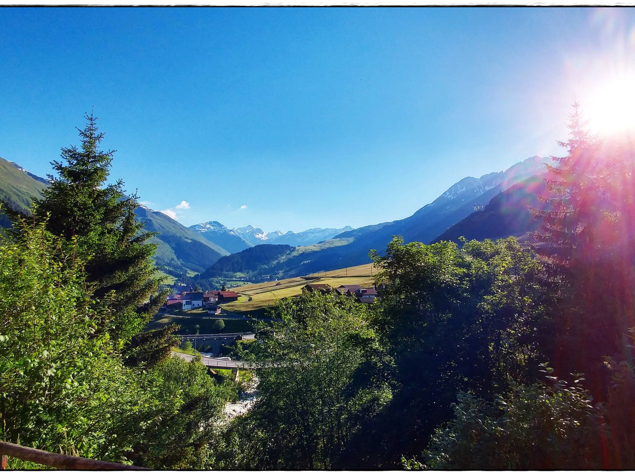 Chalet Dargun Bünter, (Camischolas/Sedrun). - Buiten