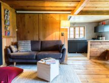 Ferienwohnung Tgèsa Surrein Giassa10