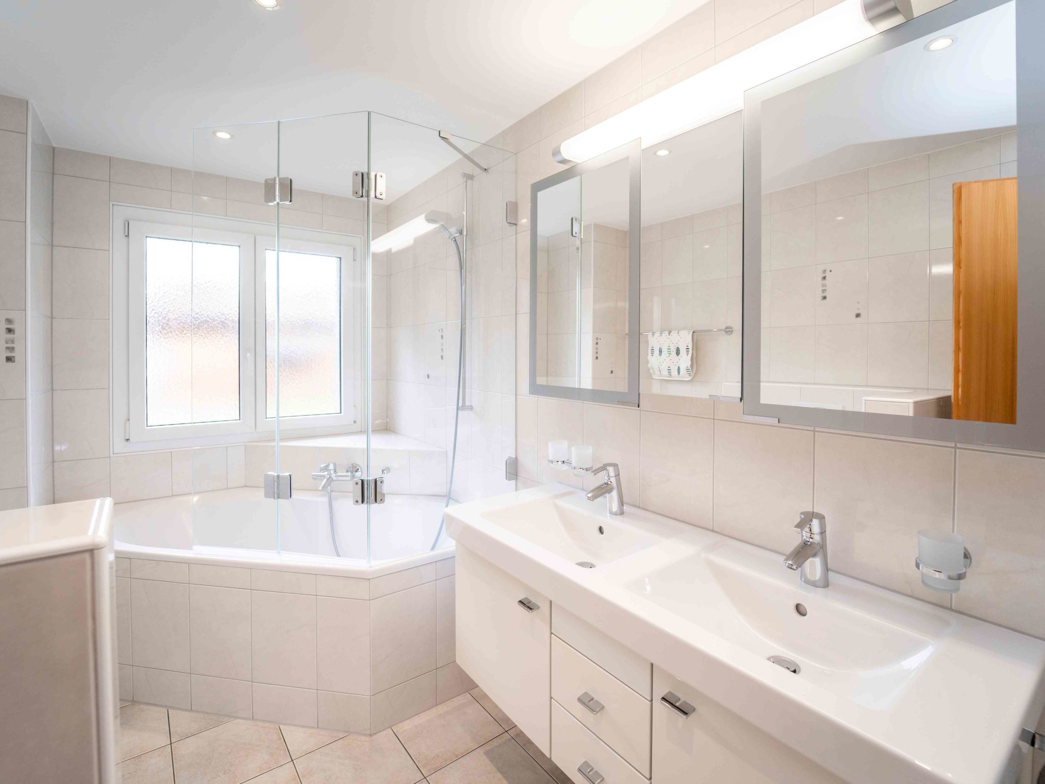 Tgèsa Curnagl, (Sedrun). - Binnen