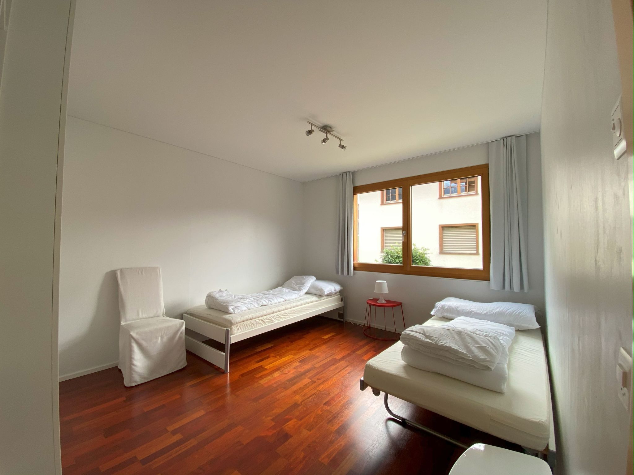 Appartement Dentervitgs, (Sedrun), – Chambre, photo 8 sur 13