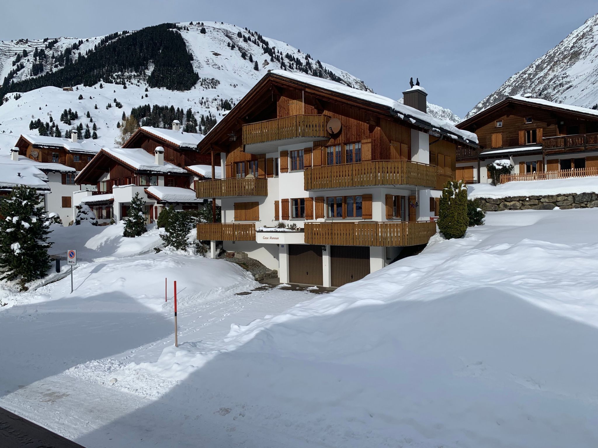 Casa Muraun Milesi Hodel, (Sedrun), 242.01