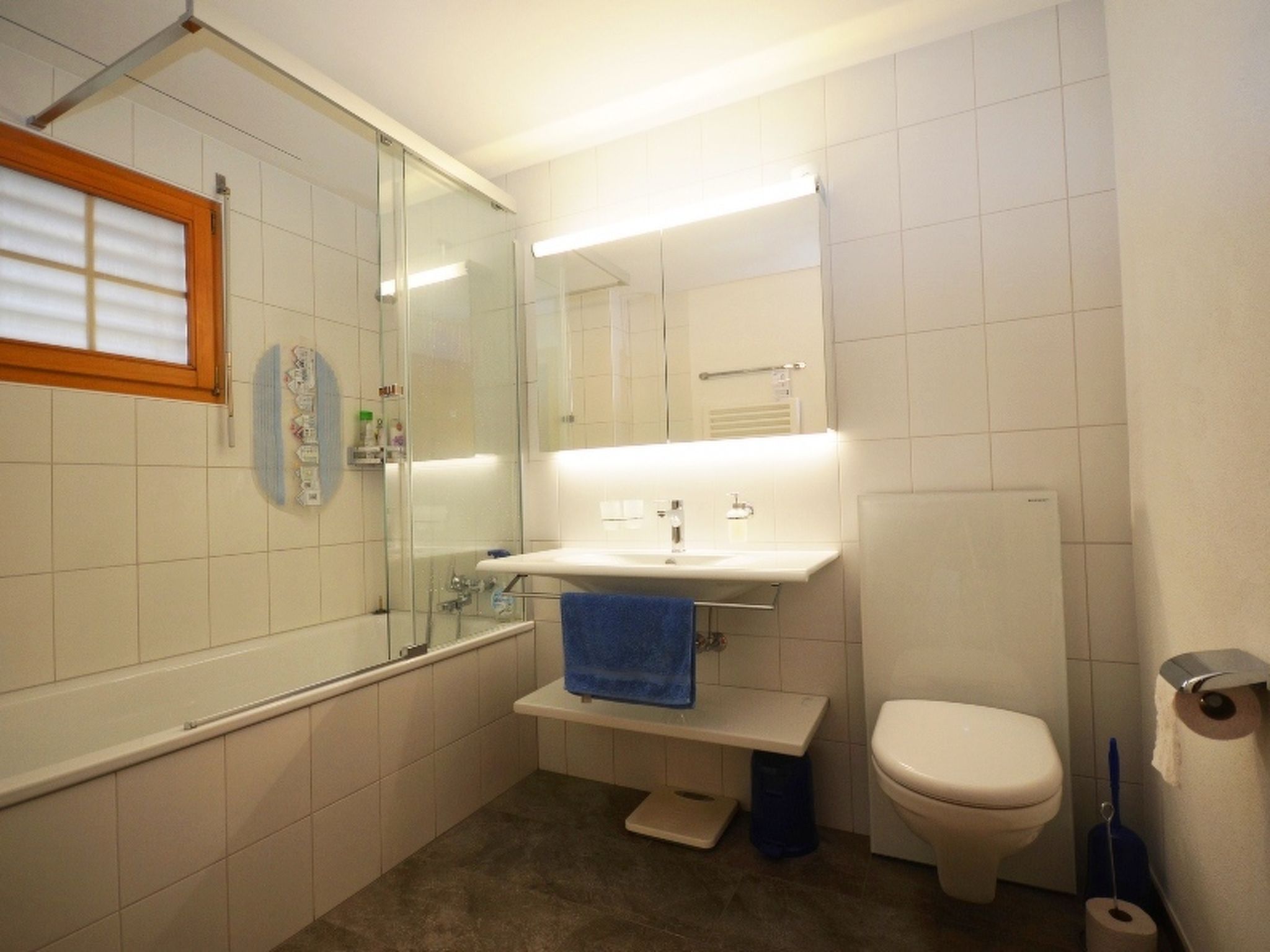 Tgèsa Garnetsch No. 1 Young, (Sedrun). - Drinnen