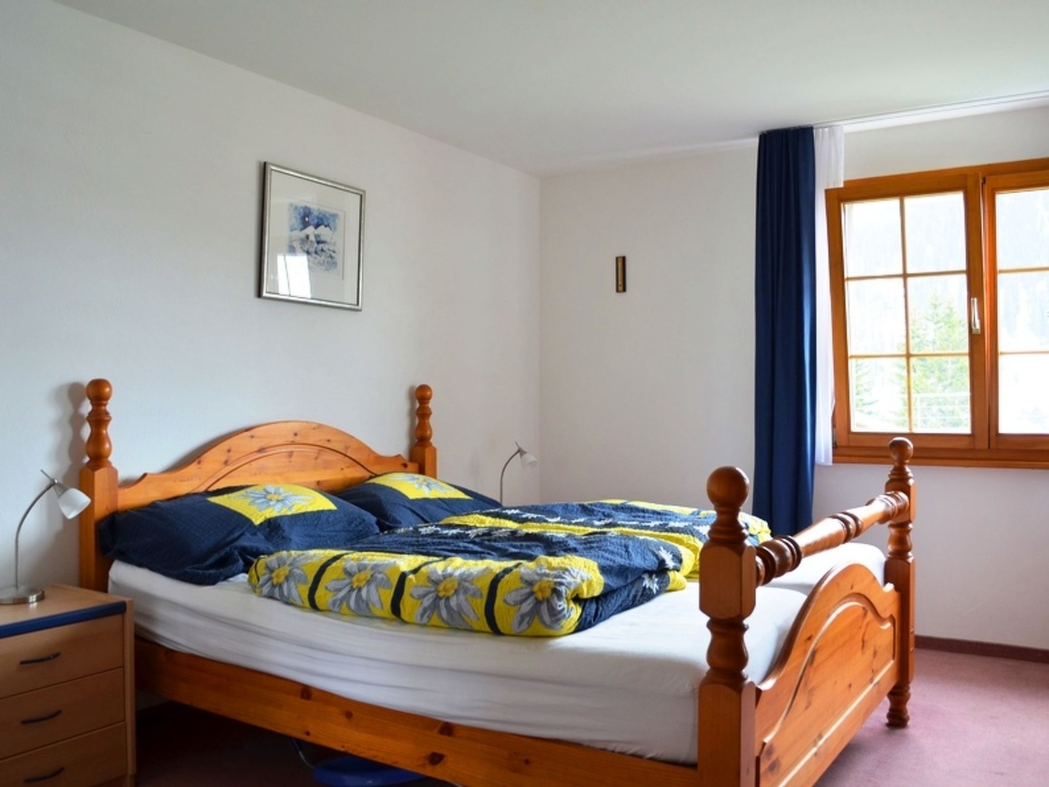 Tgèsa Garnetsch No. 1 Young, (Sedrun). - Drinnen