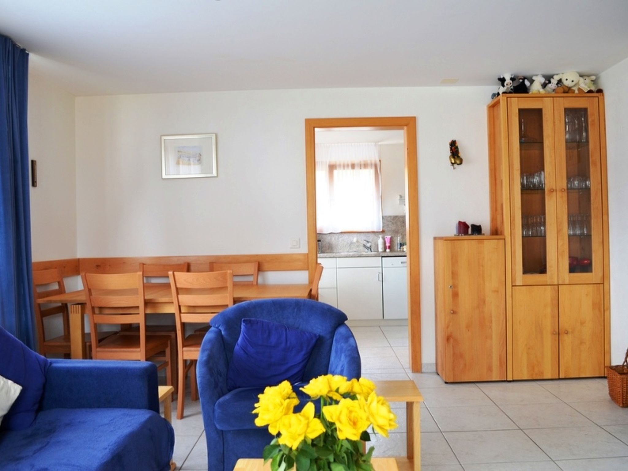 Tgèsa Garnetsch No. 1 Young, (Sedrun). - Drinnen