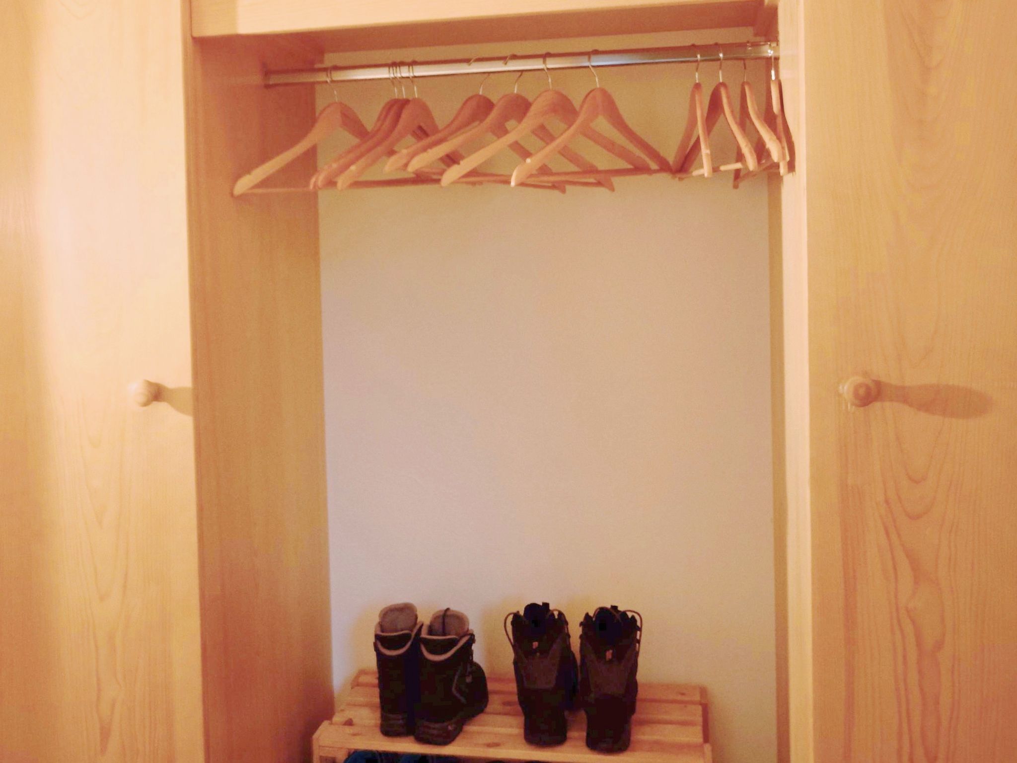 Tgèsa Garnetsch Zeller, (Sedrun). - Drinnen