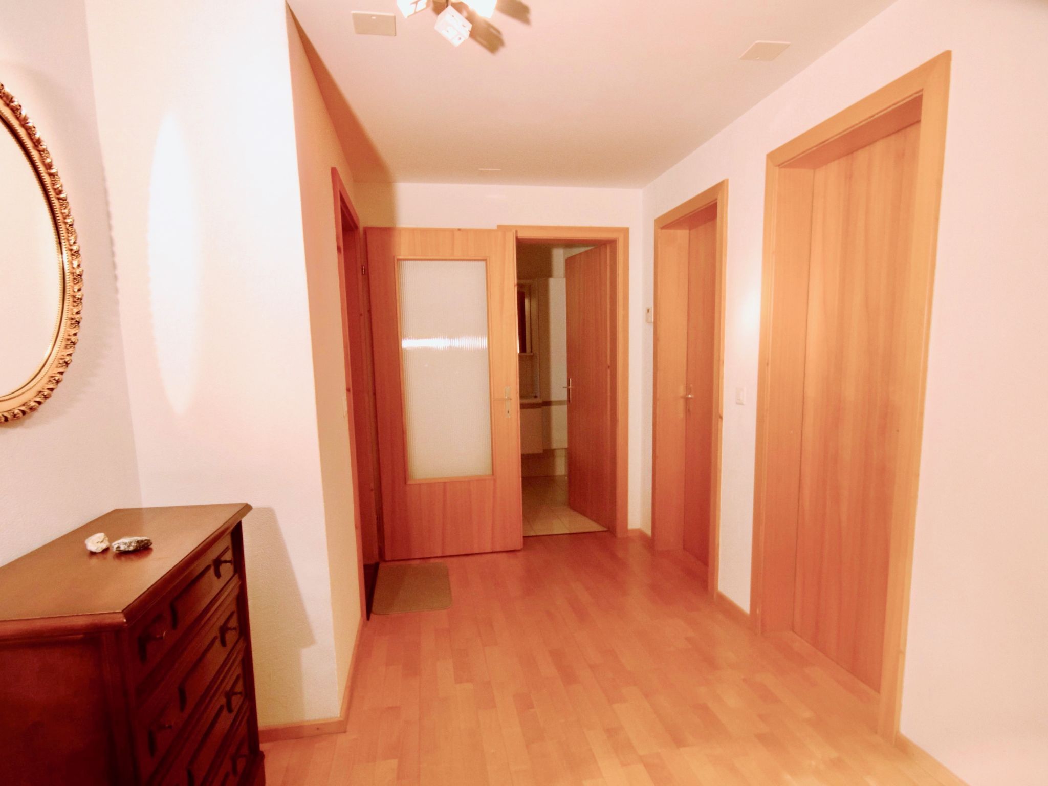 Tgèsa Garnetsch Zeller, (Sedrun). - Drinnen